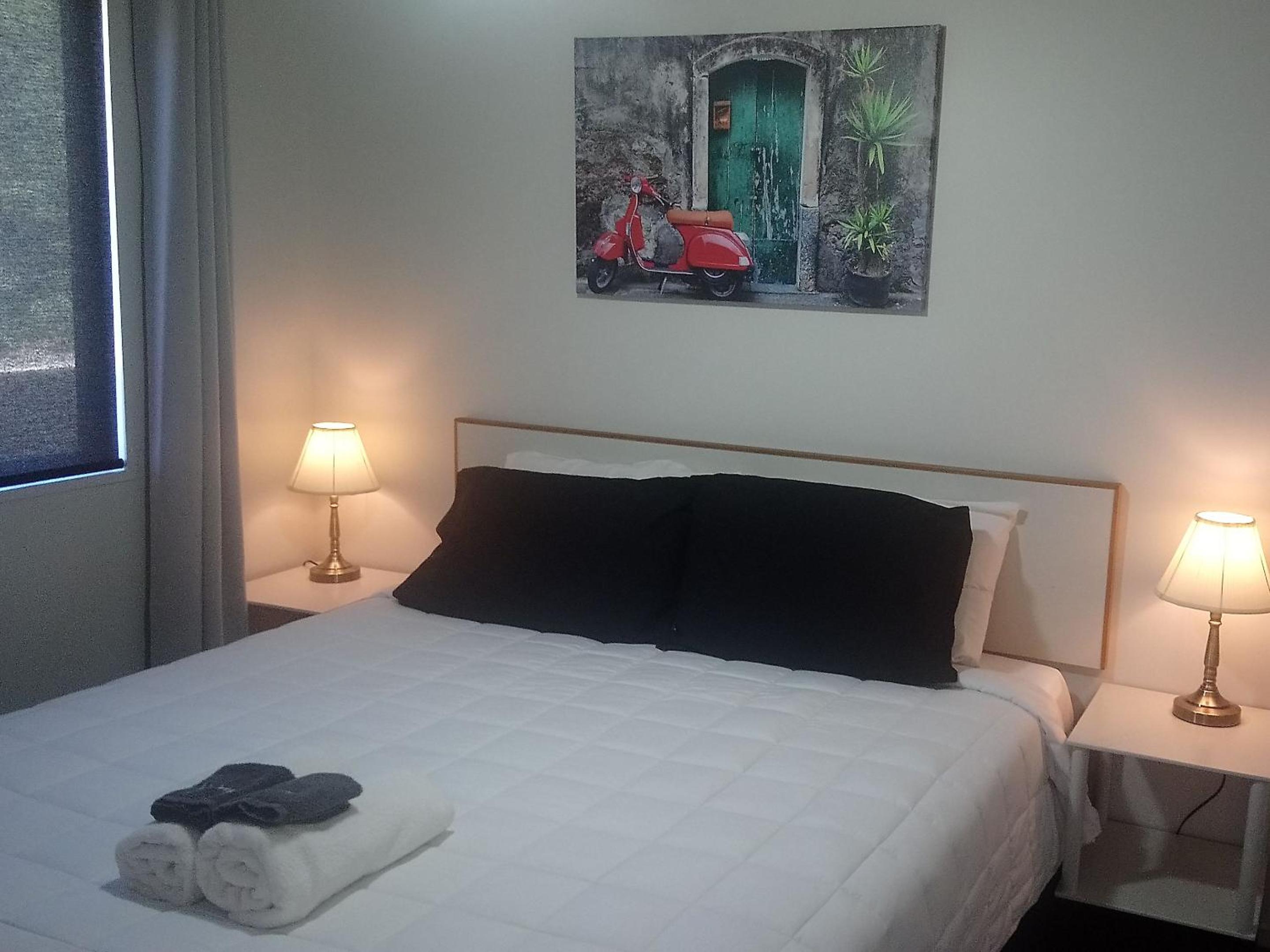 Deluxe Suite - Photo 5