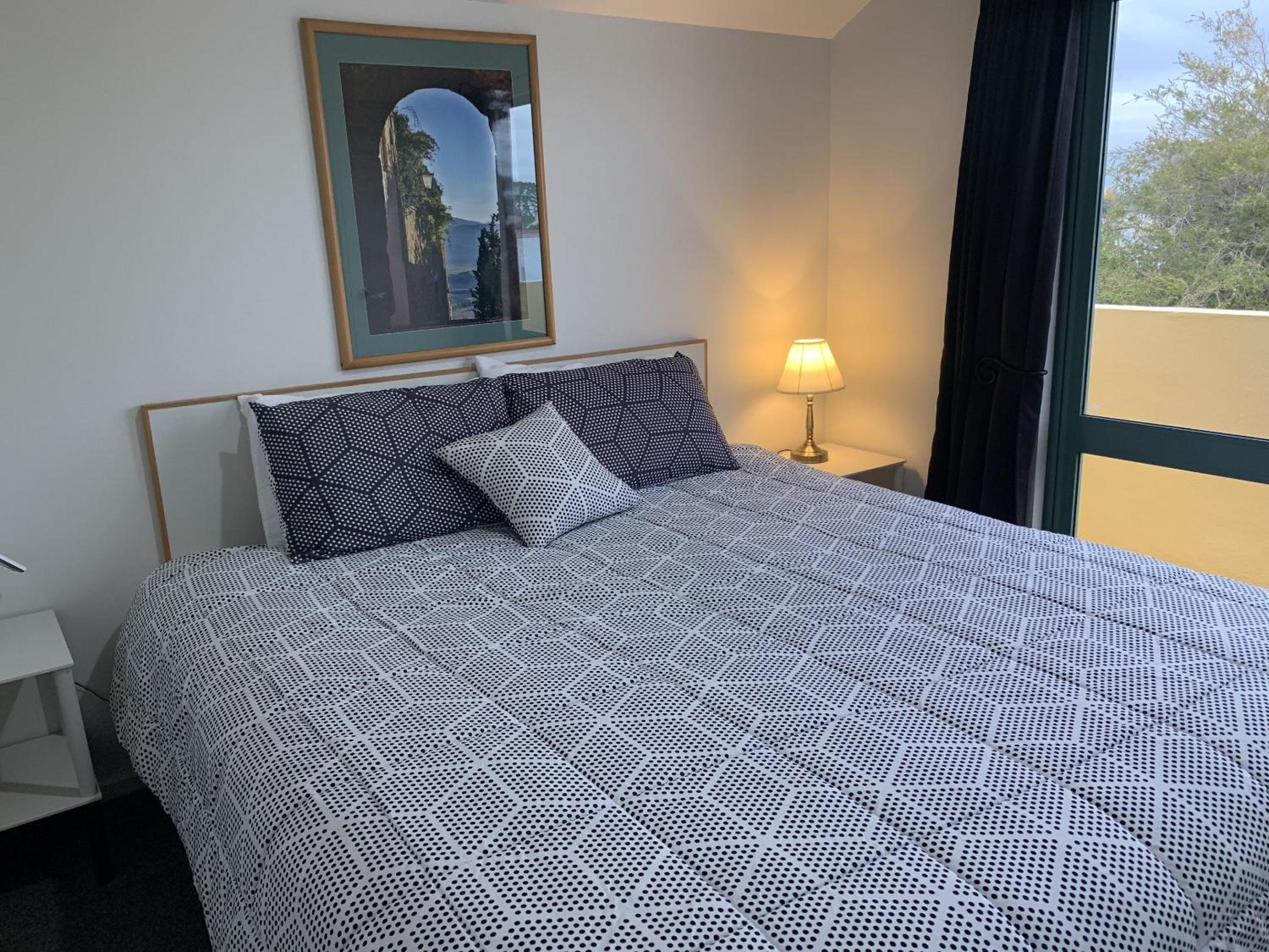 Deluxe Suite - Photo 3