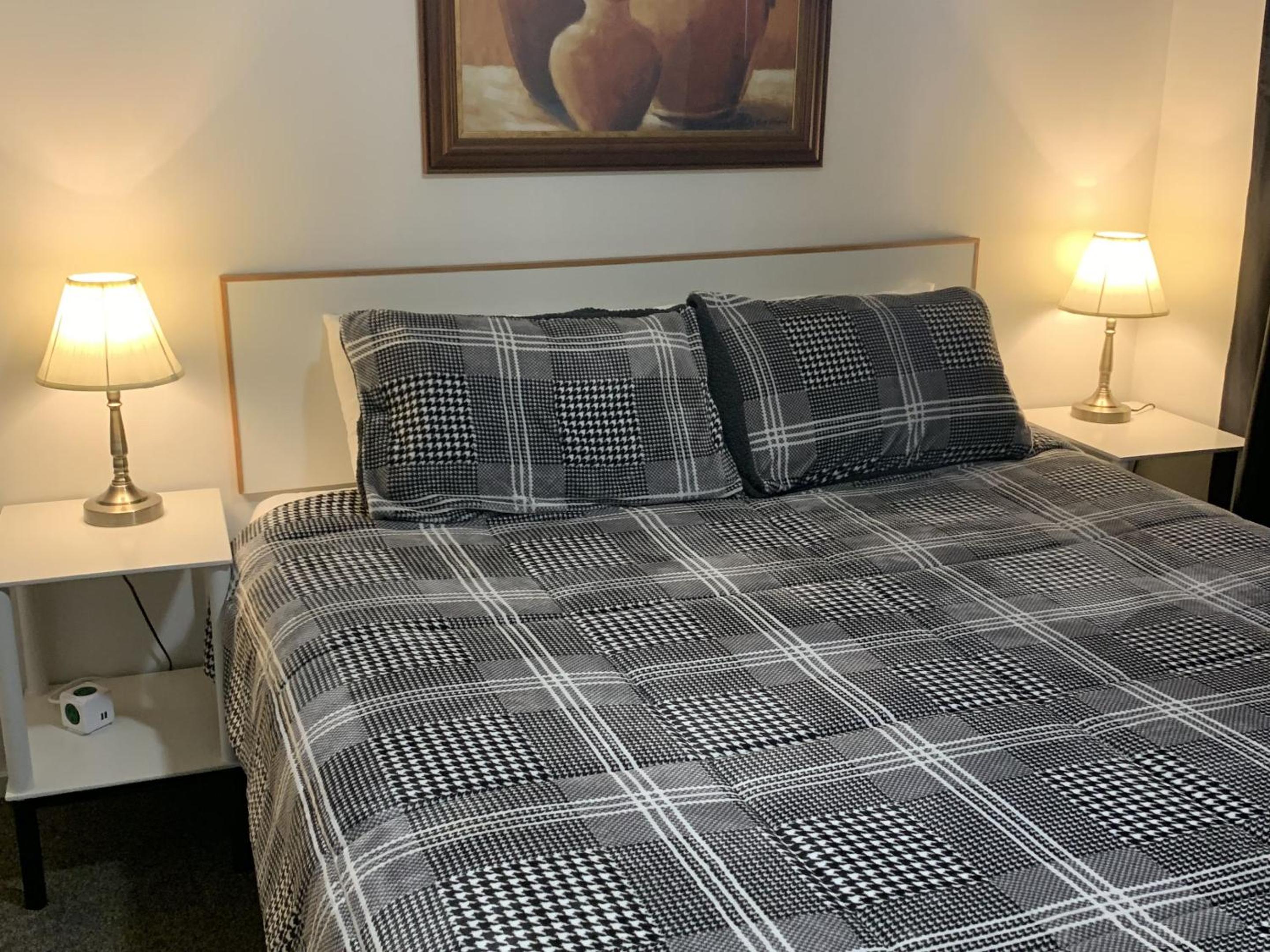 Deluxe Suite - Photo 1