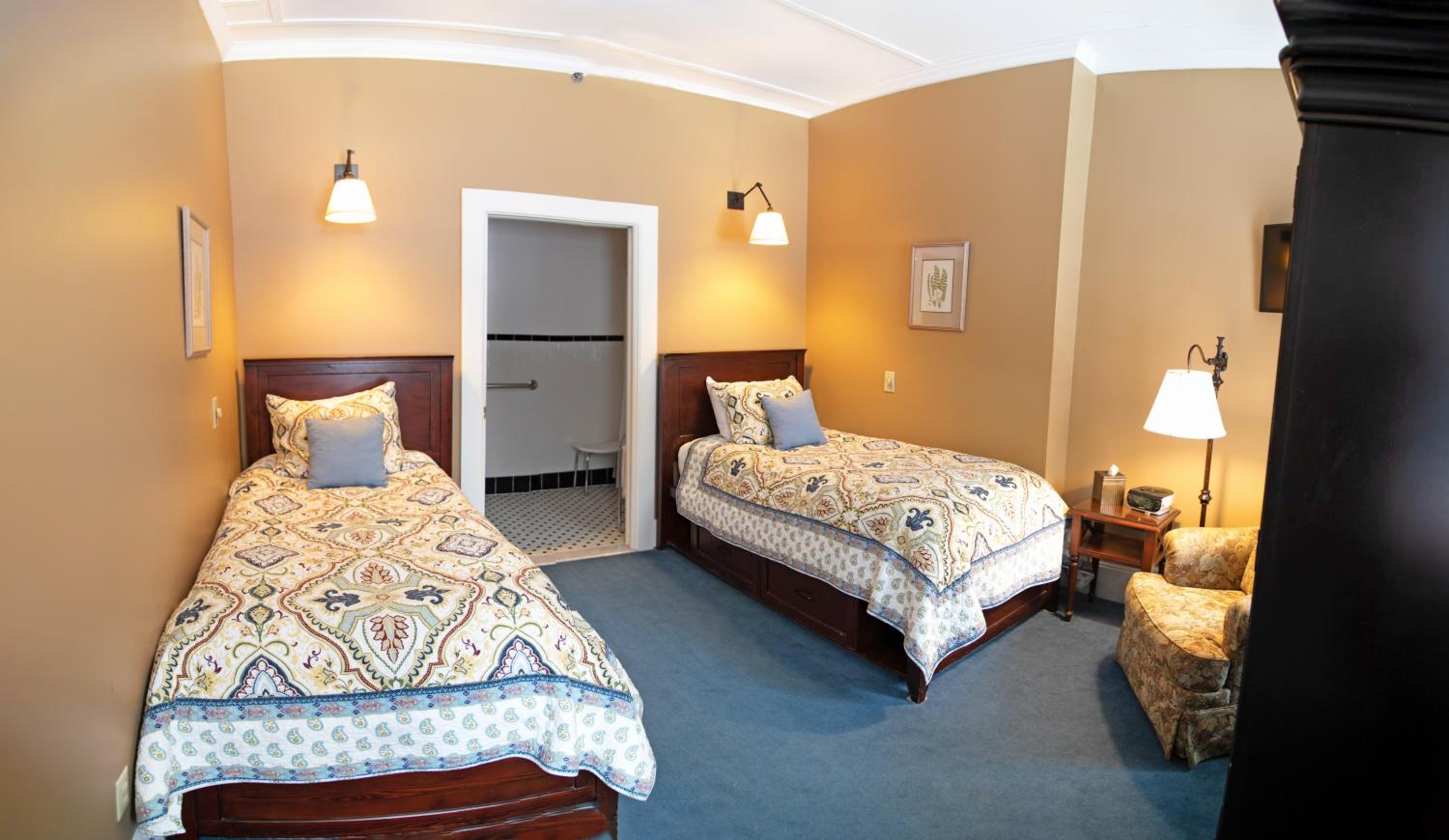 Standard, Accessible Room - Two Twin Beds