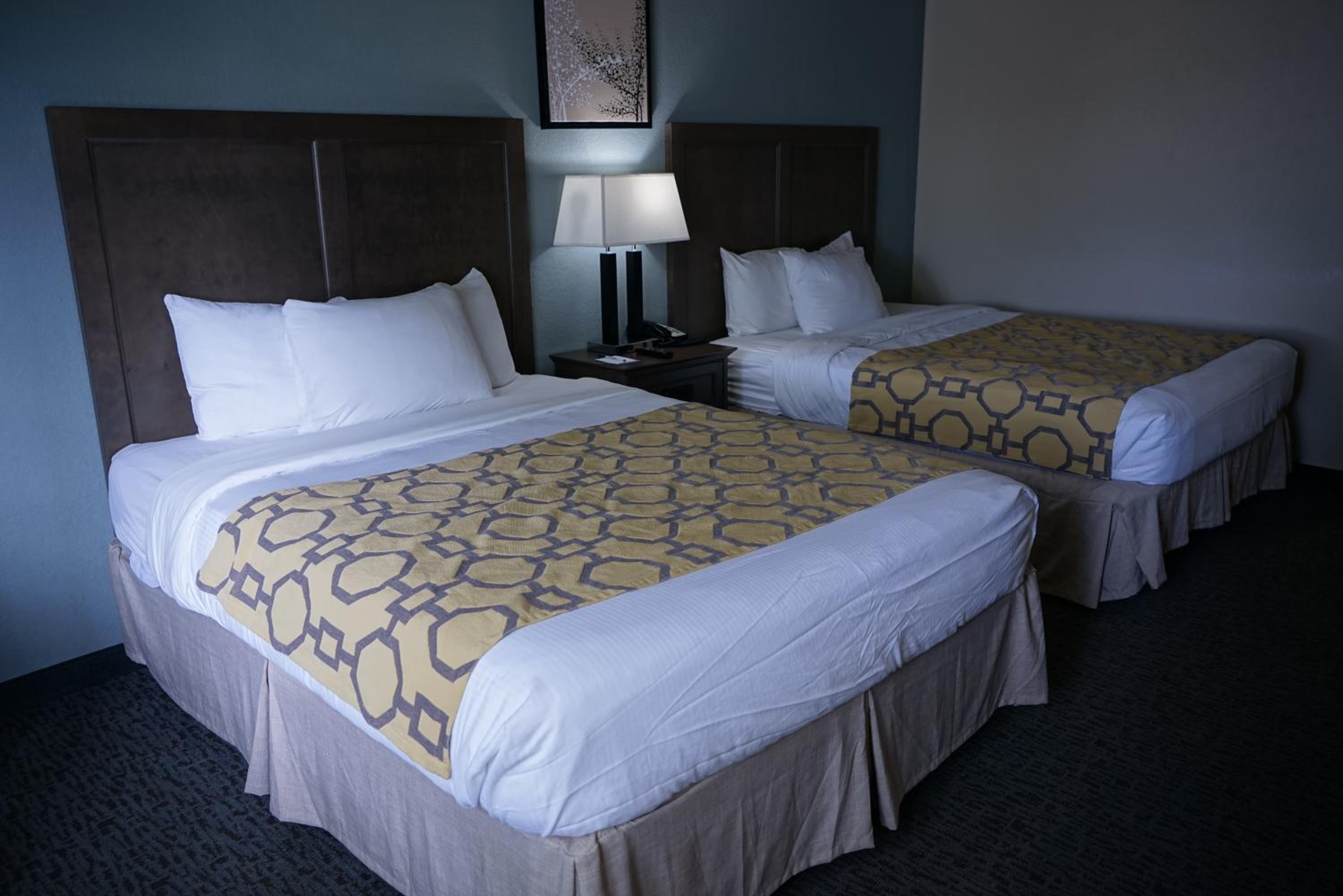 Queen Room - Mobility Access/Non-Smoking - Photo 7