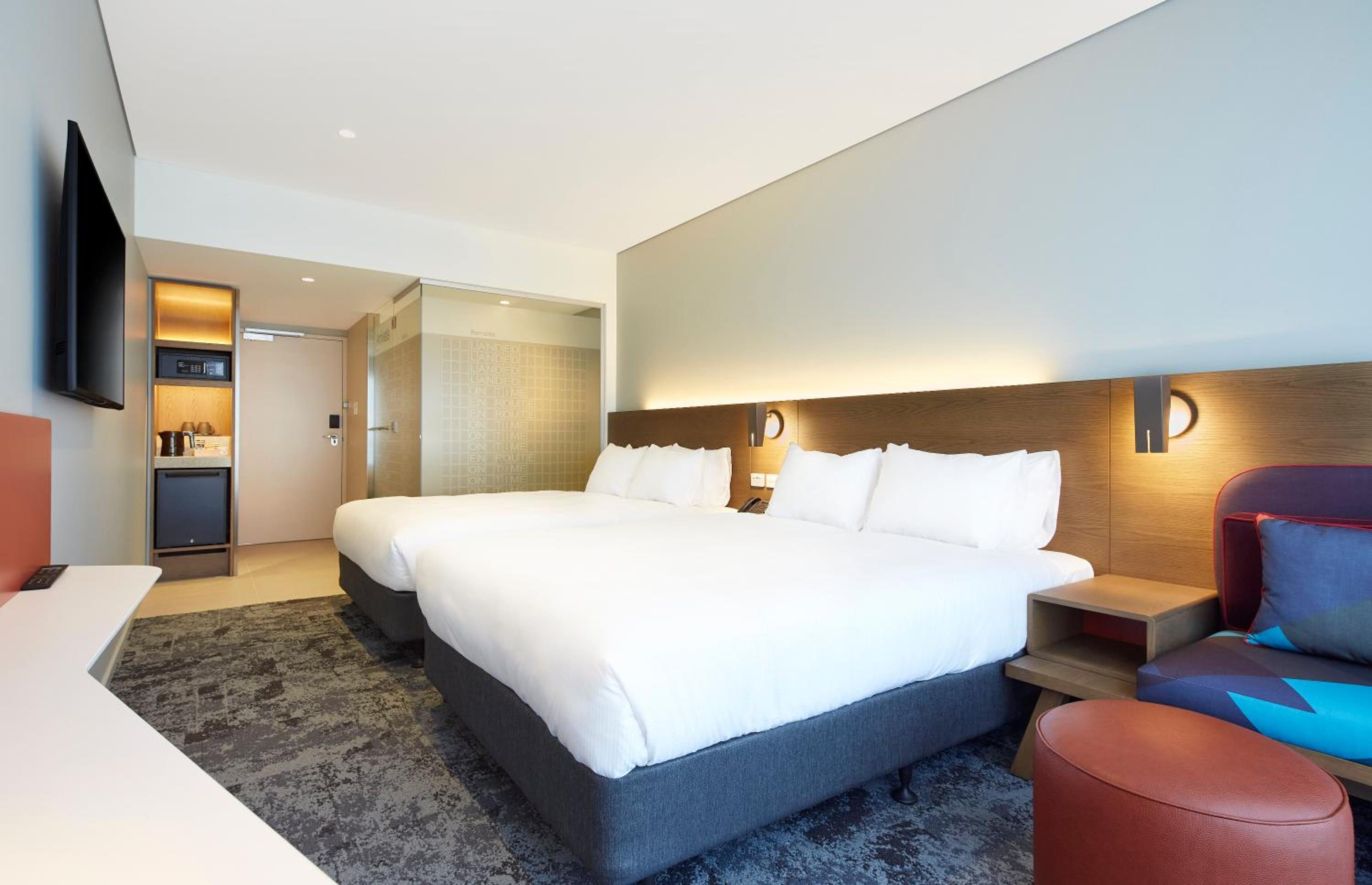 Standard Queen Room with Two Queen Beds - Free Breakfast