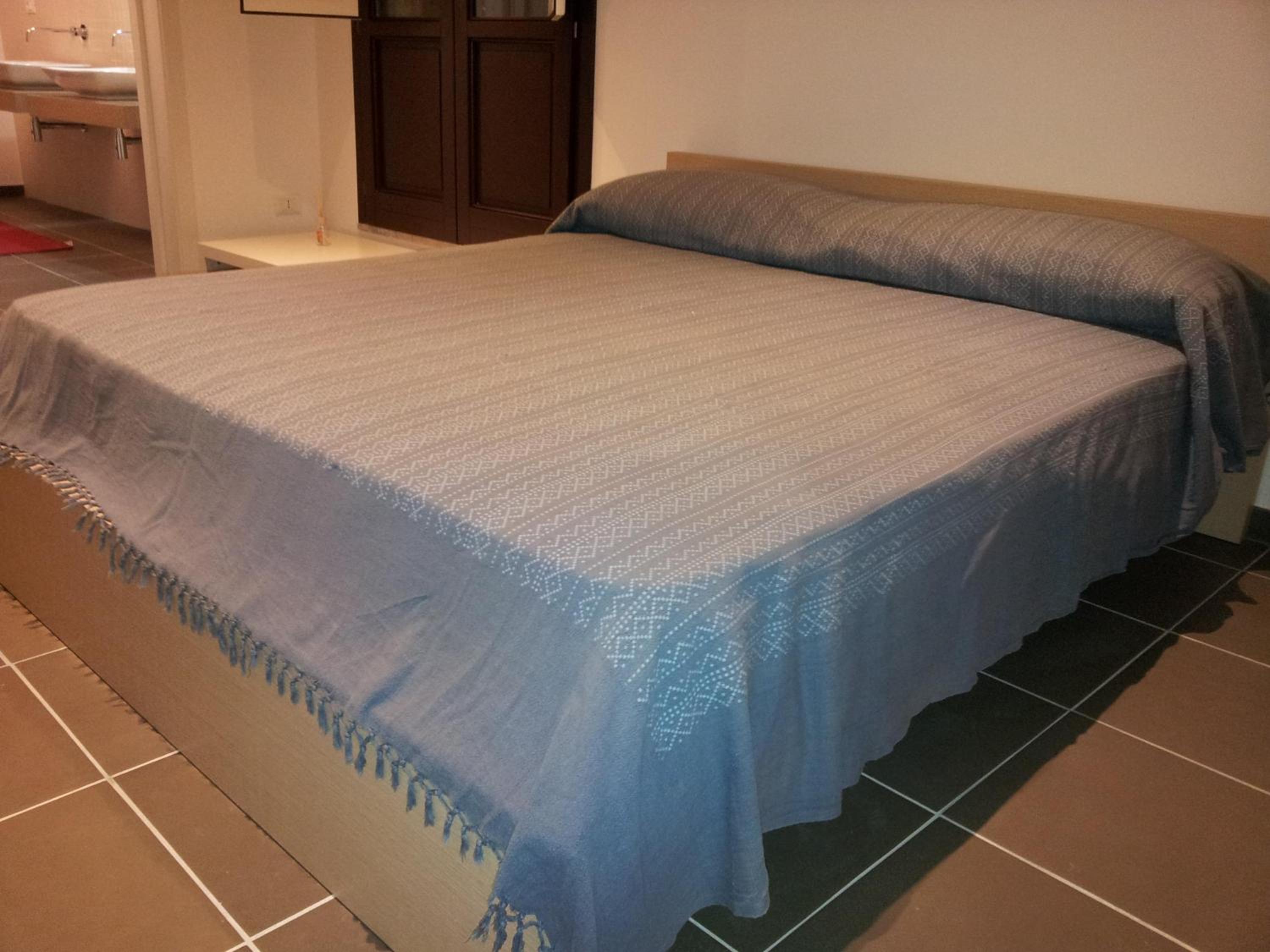 Superior One-Bedroom Apartment with Balconette