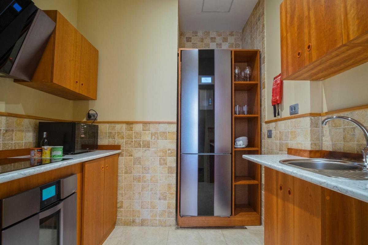 Apartment photo 3