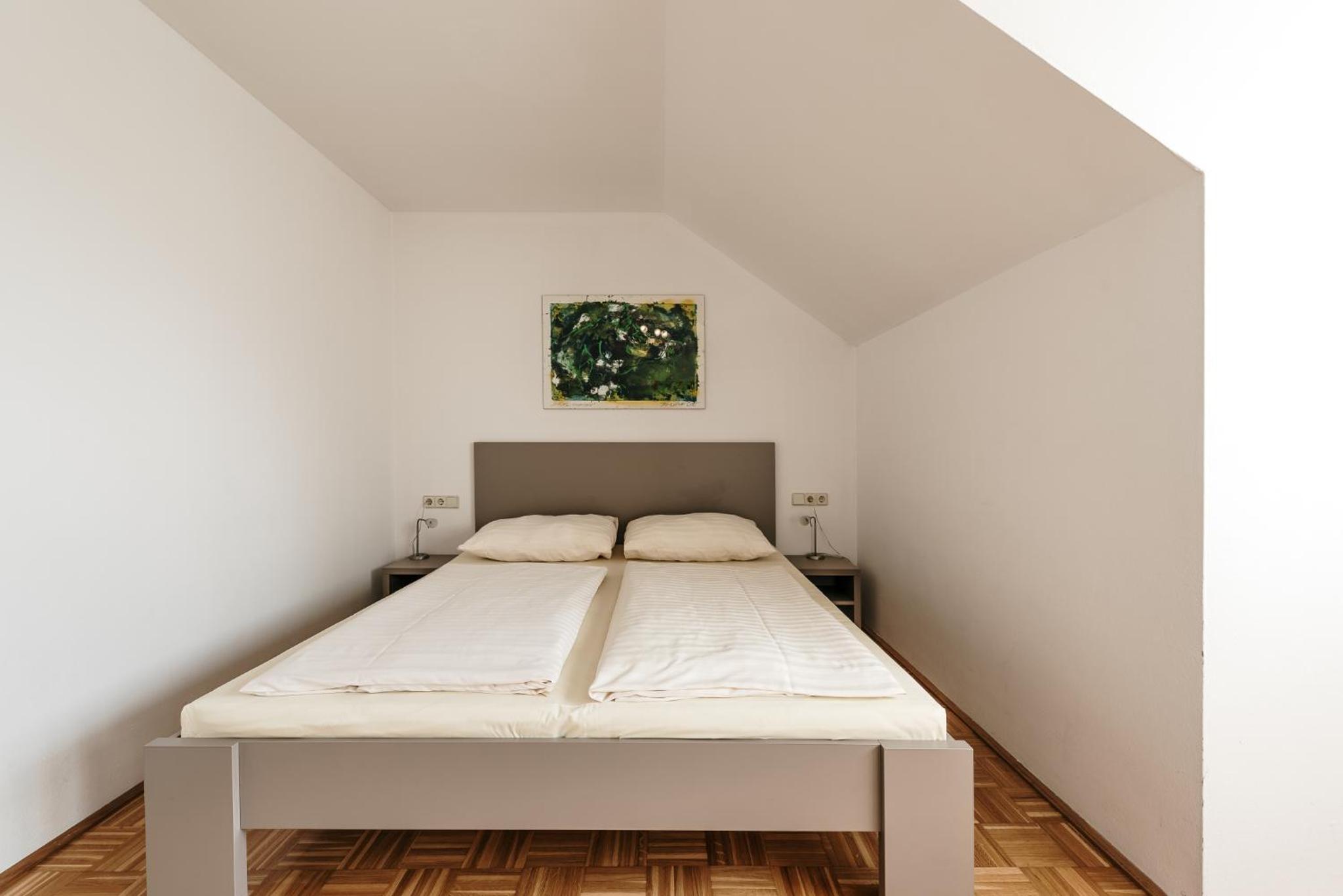 One-Bedroom Apartment with Extra bed photo 3