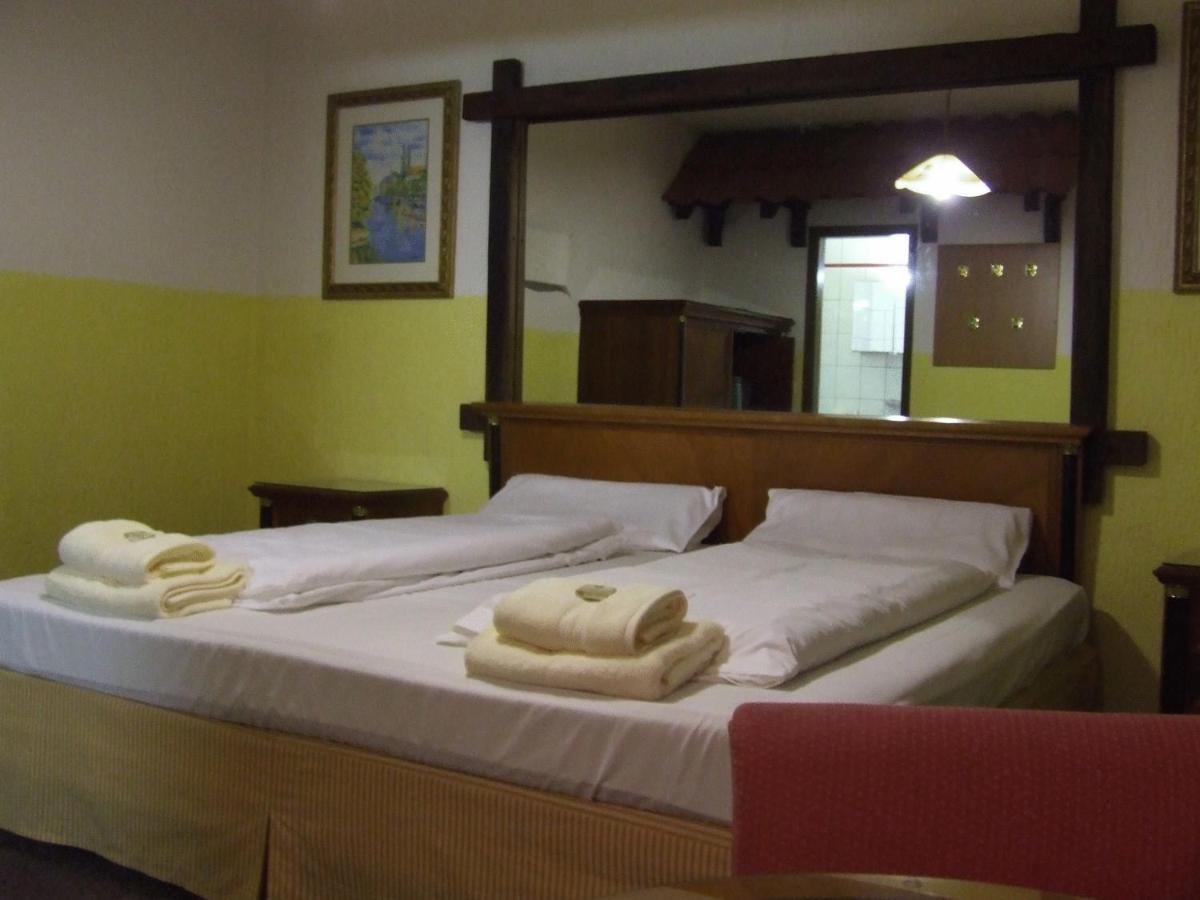 Triple Room photo 3