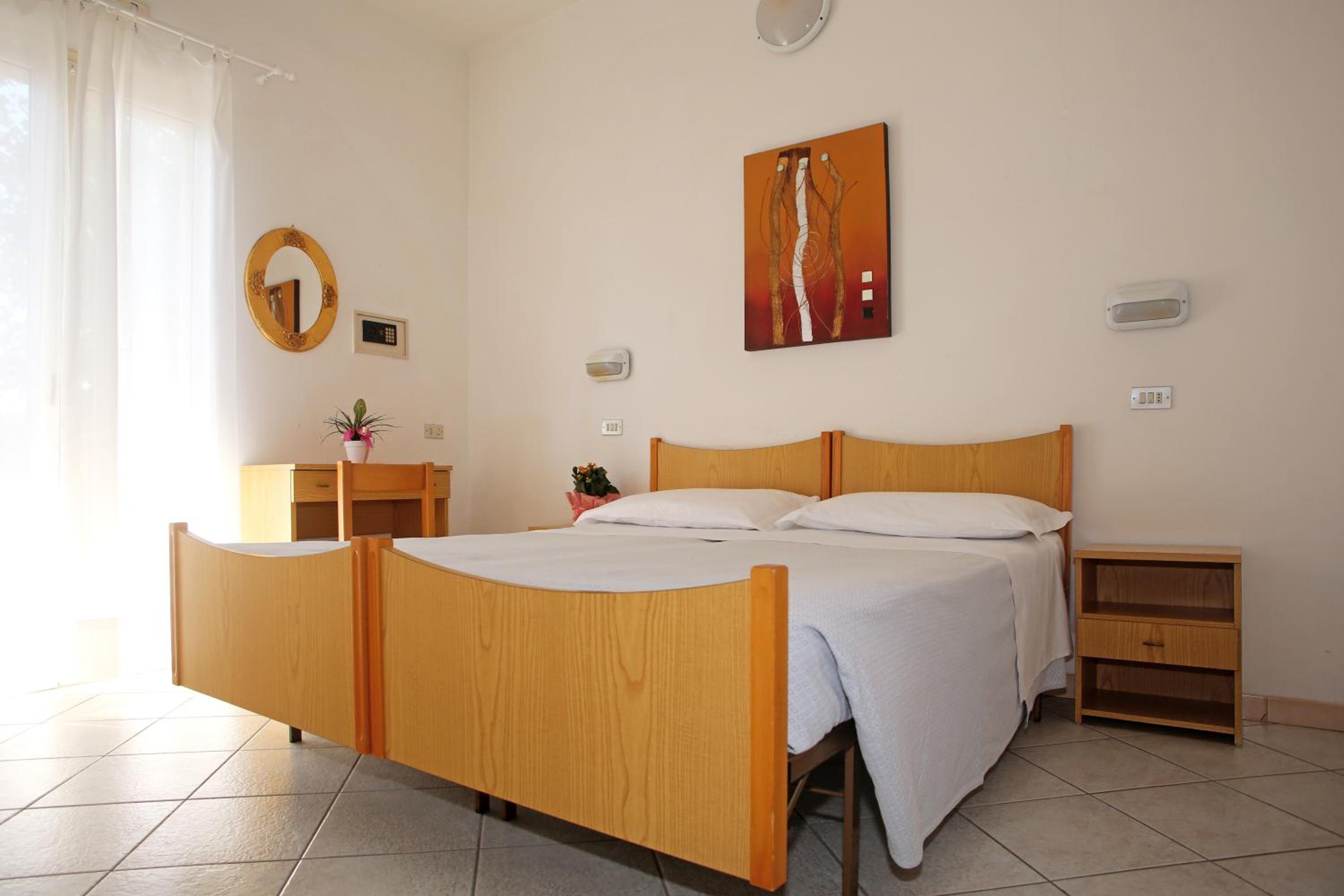Double or Twin Room photo 1