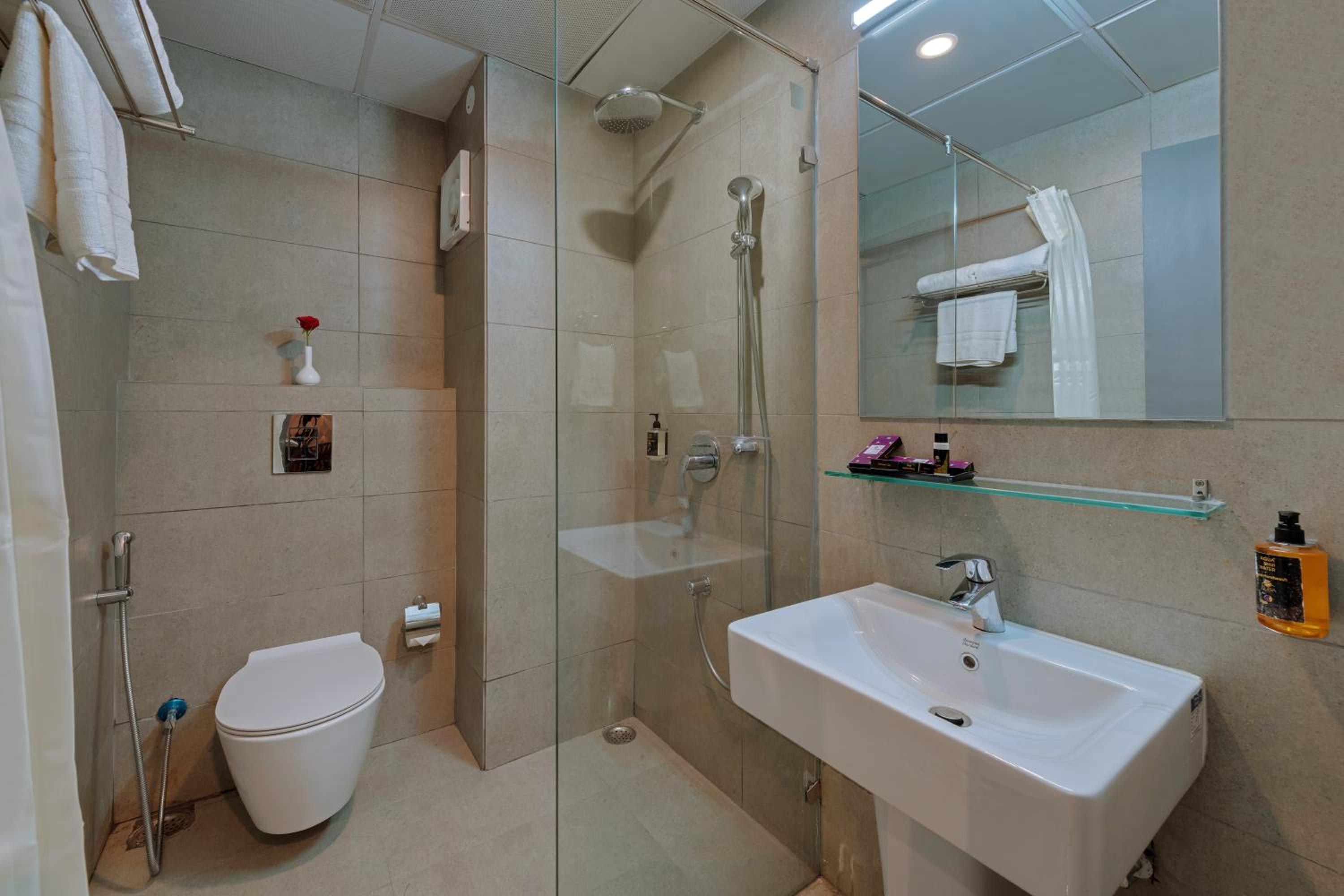 Executive Room - 10% off on Laundry, 10% off on F&B - Photo 4