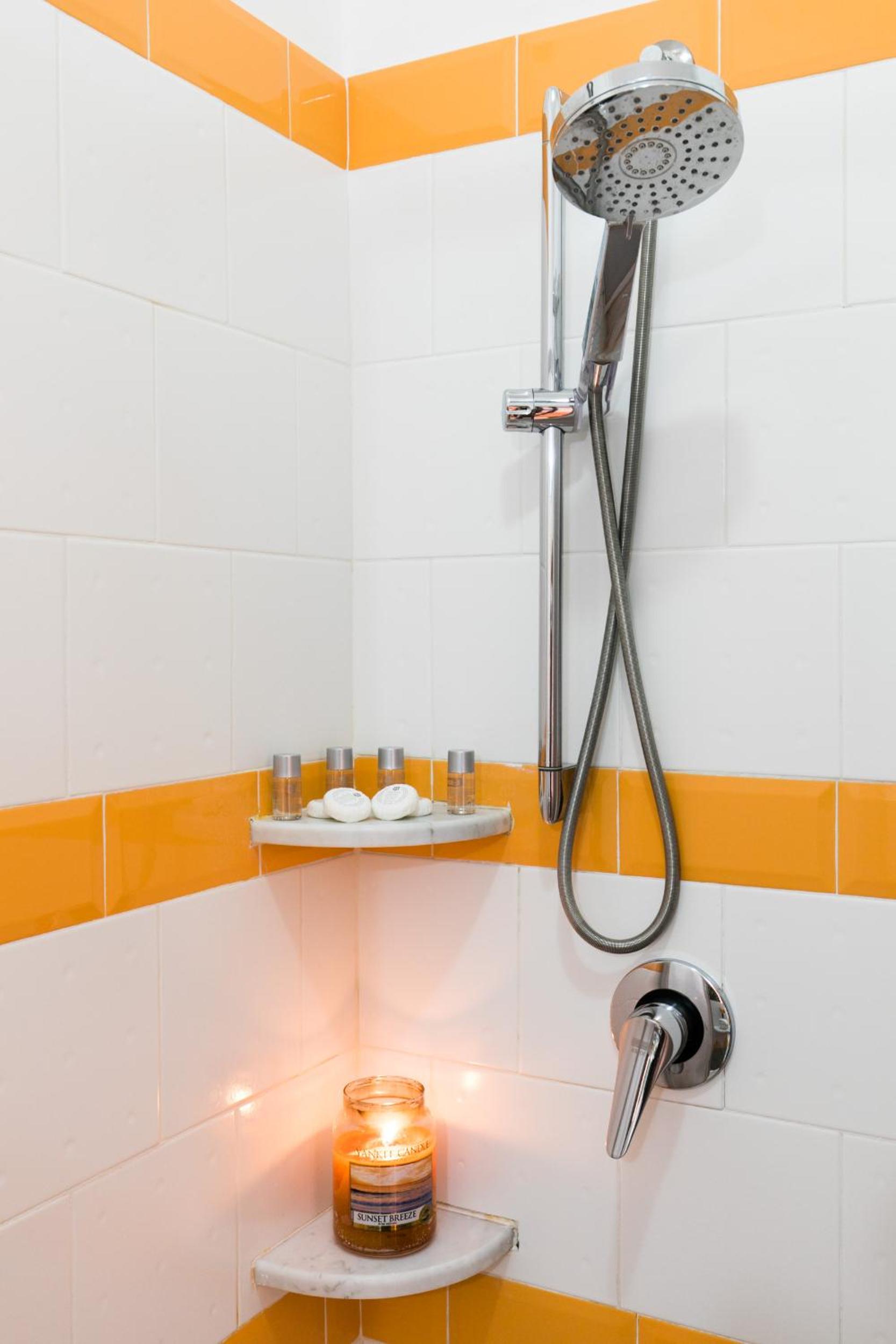 Superior Triple Room photo 2