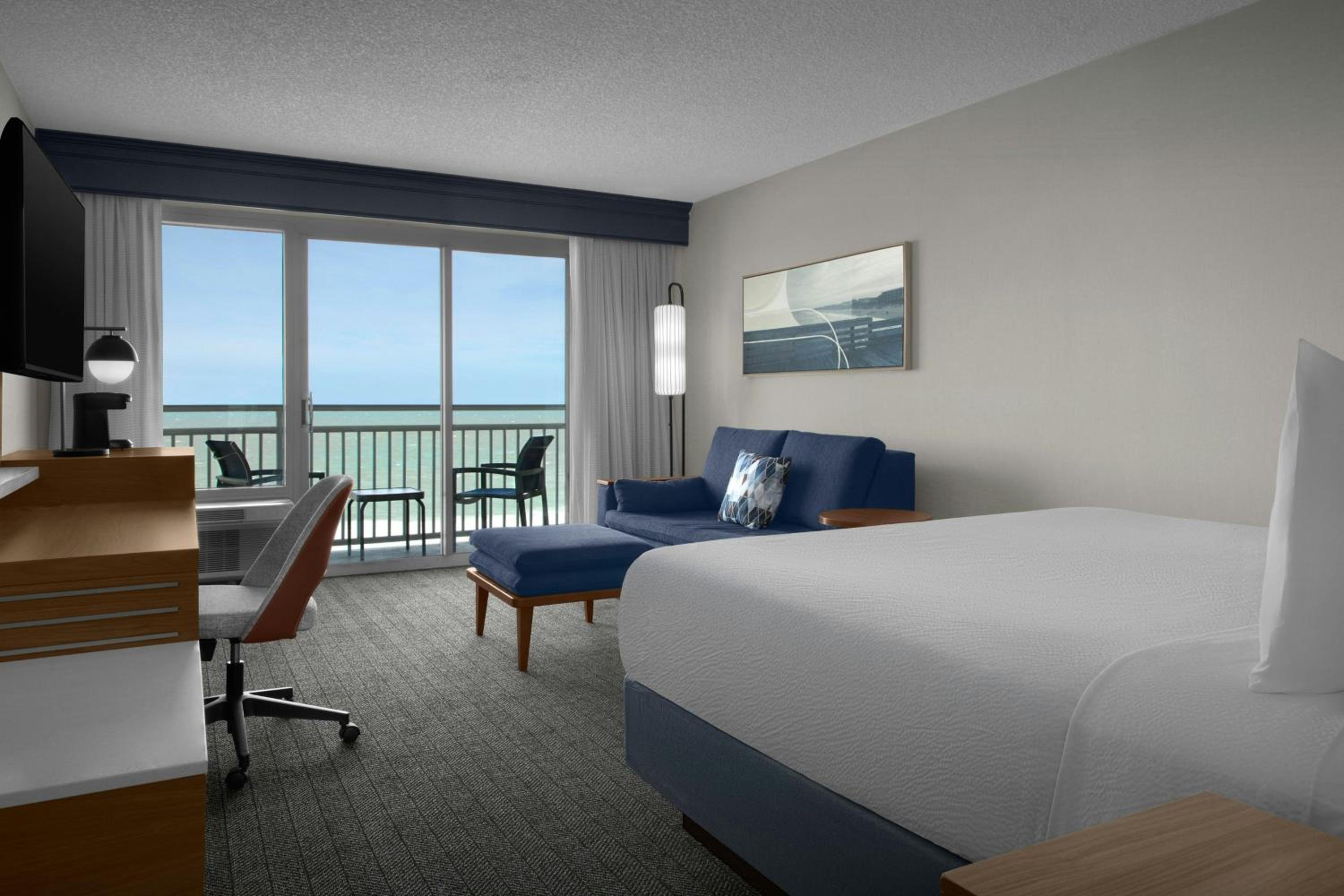 King Room with High Floor and Sofa Bed