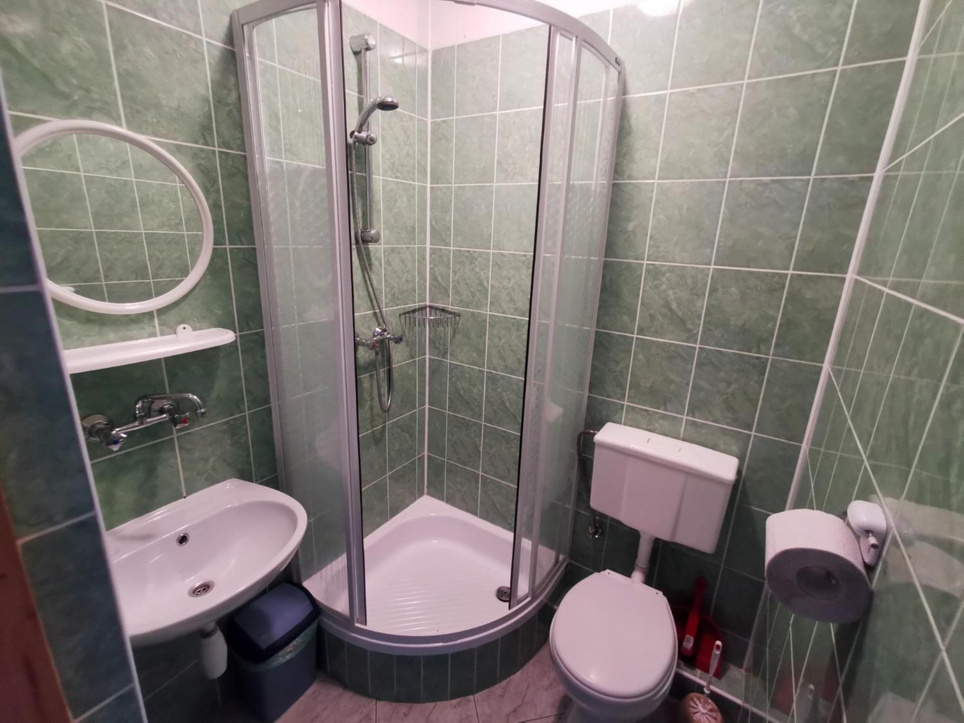 Double Room with Private Bathroom photo 3