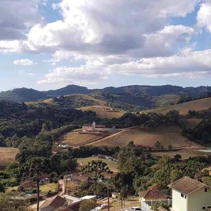 Suite with Mountain View - Photo 3