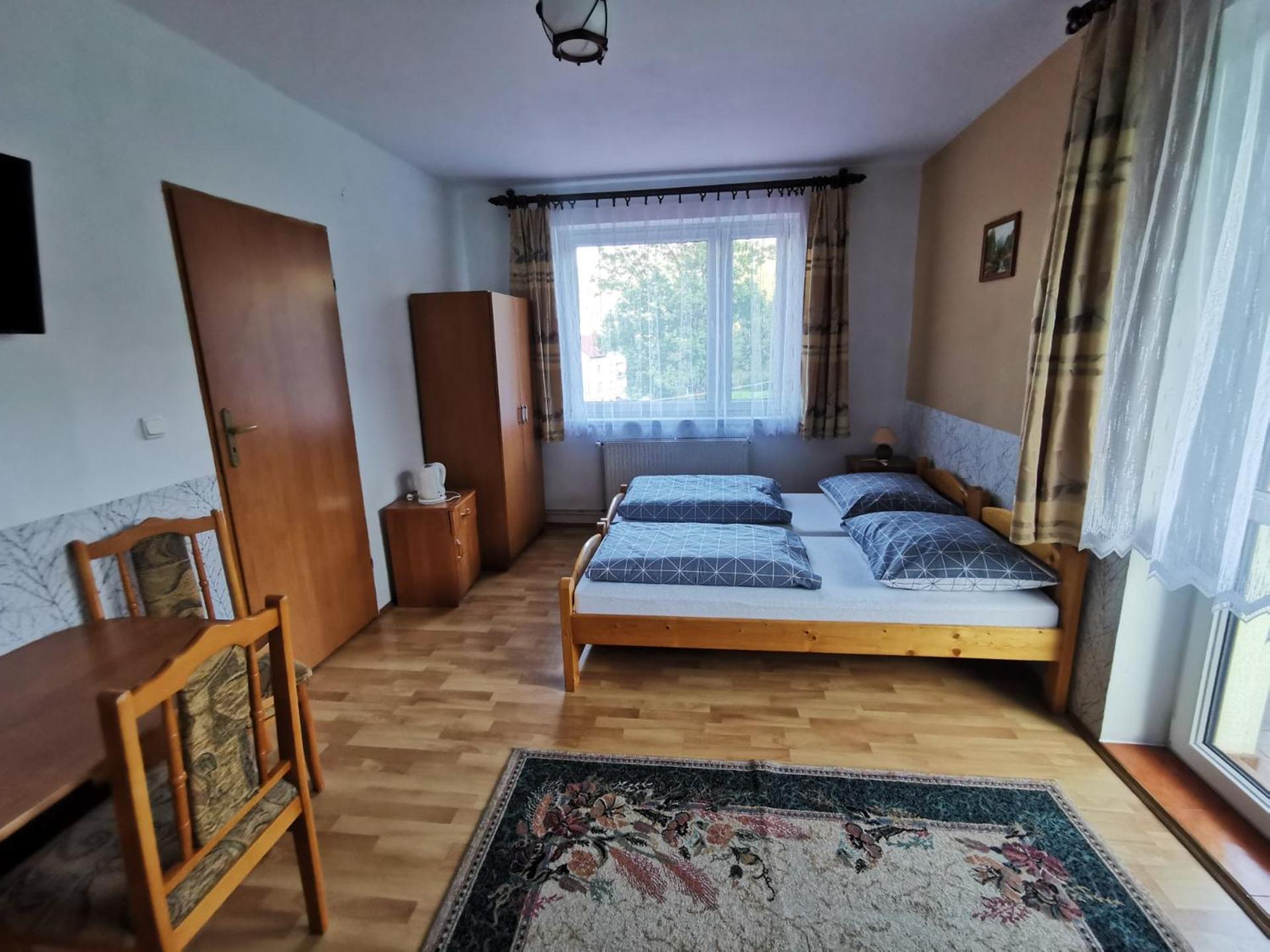 Triple Room with Private Bathroom photo 1