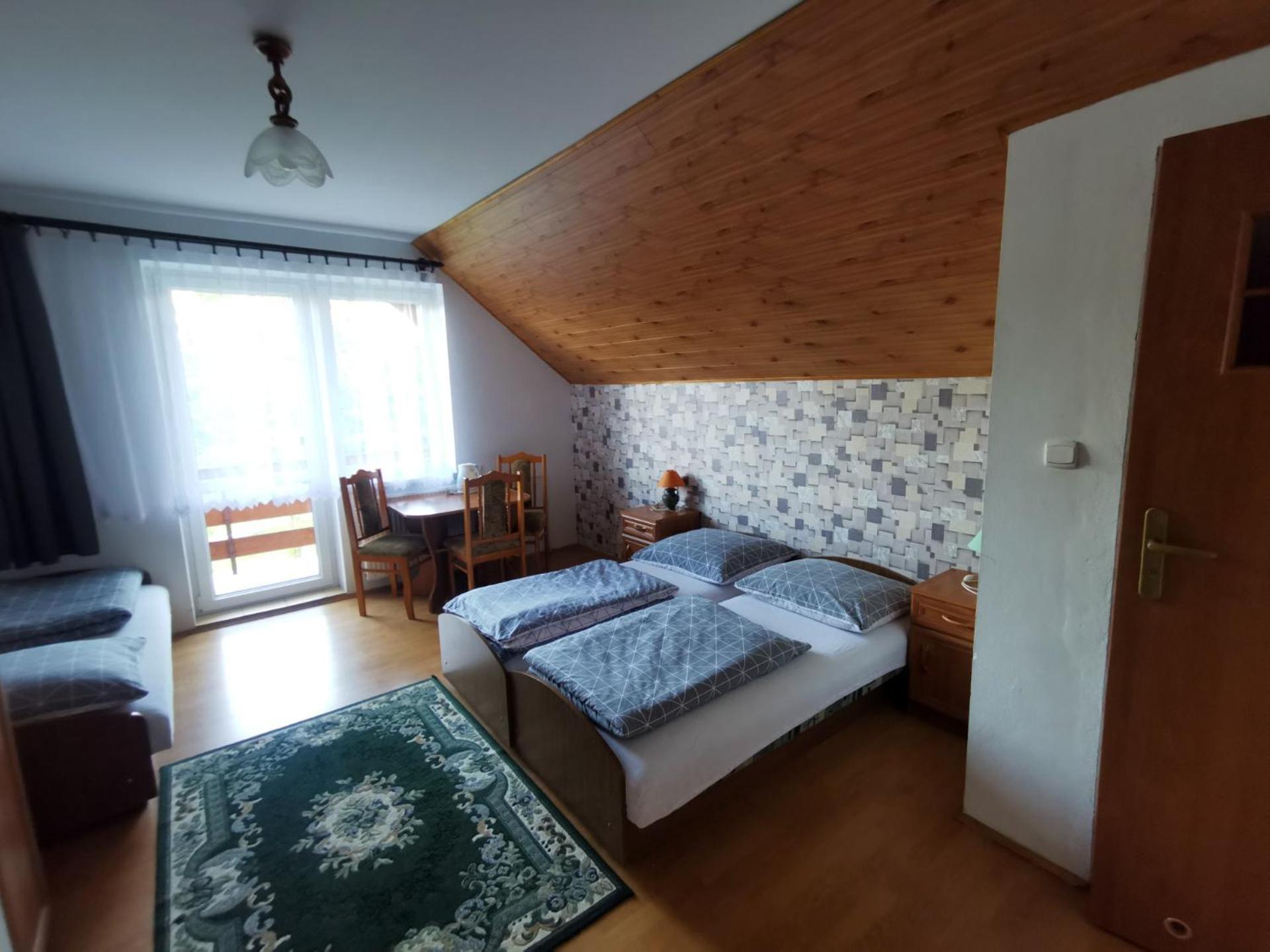 Triple Room with Private Bathroom photo 1
