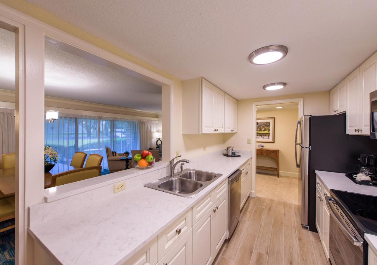 2 Bedroom Deluxe Suite, 3 Beds