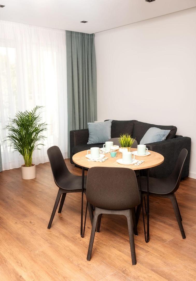 One-Bedroom Apartment - Photo 11