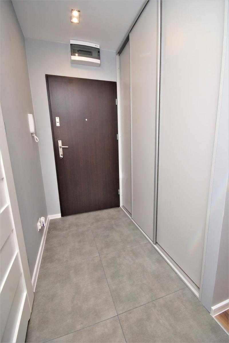 One-Bedroom Apartment - Photo 16