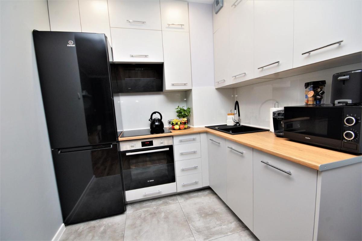 One-Bedroom Apartment - Photo 9