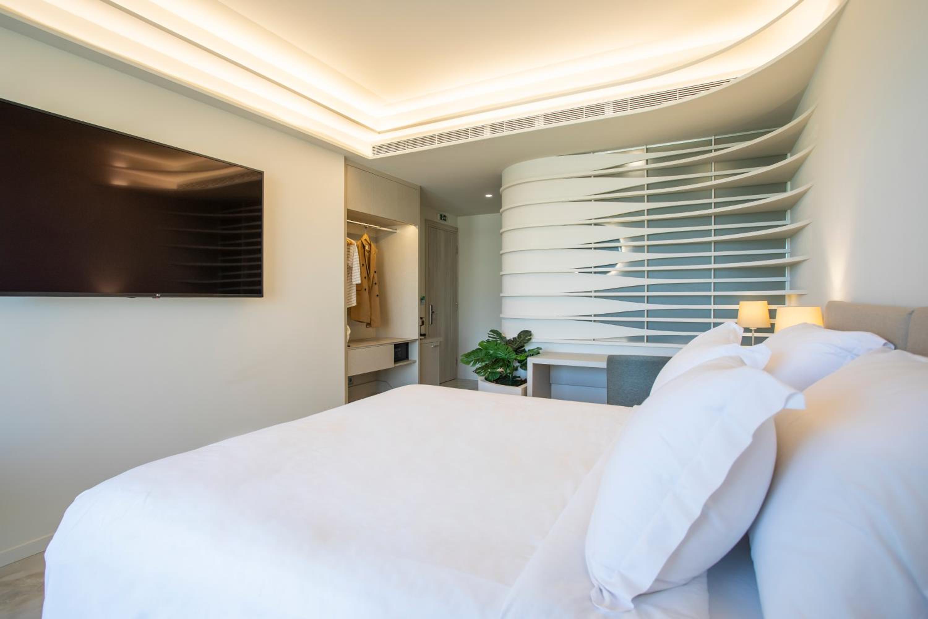 Premium King or Twin Room