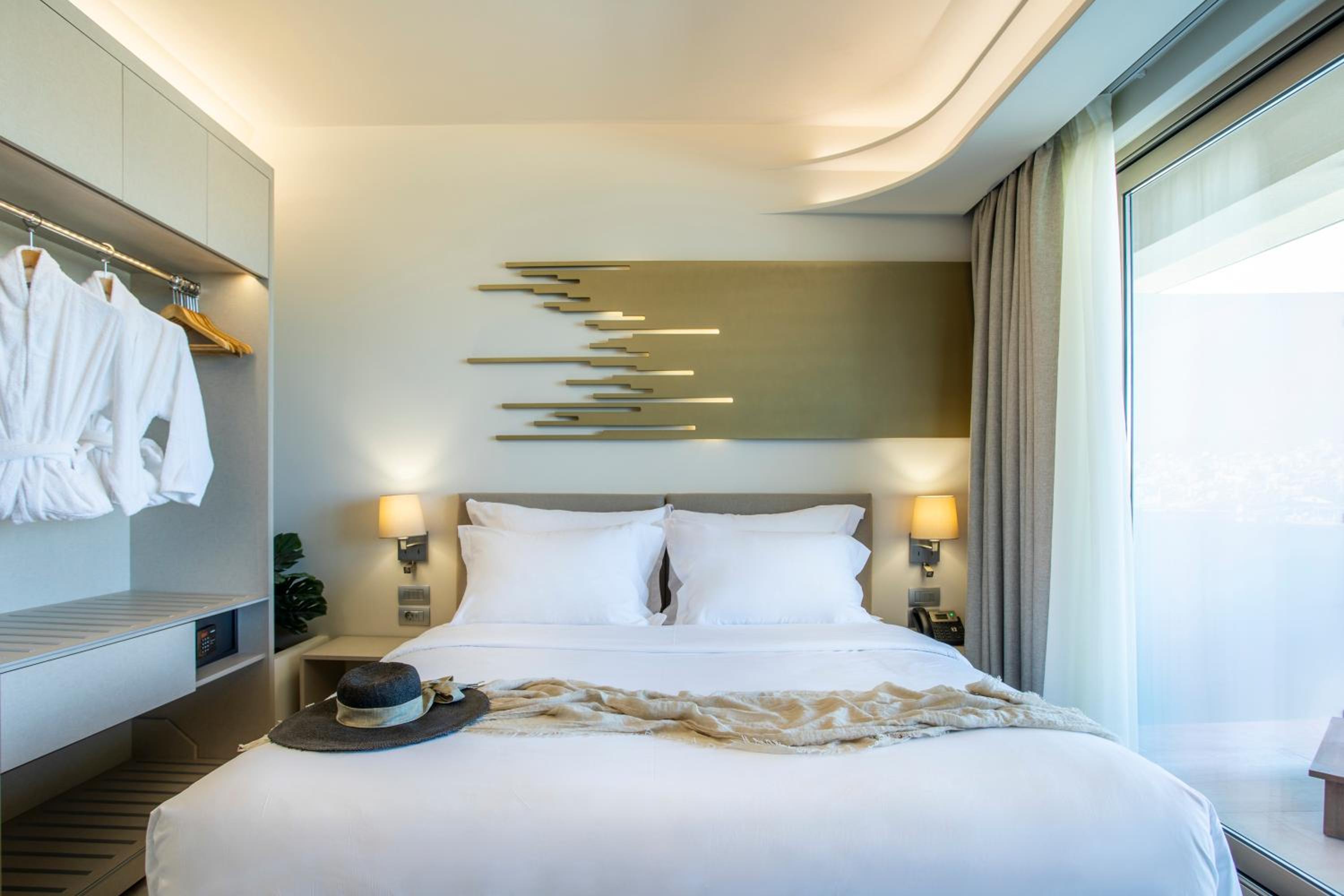 Superior Double or Twin Room with City View
