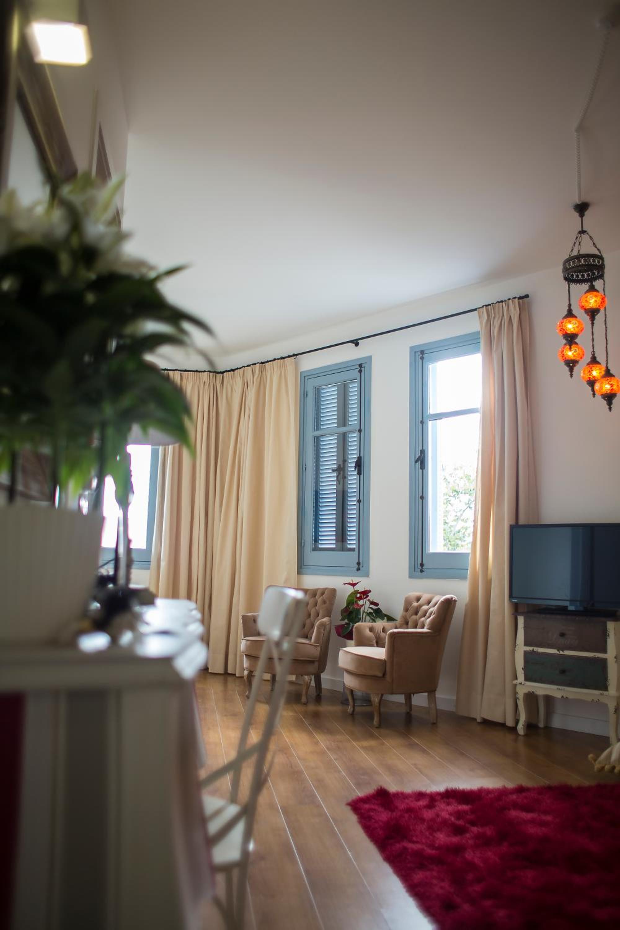 Luxury Studio with City View - Photo 22