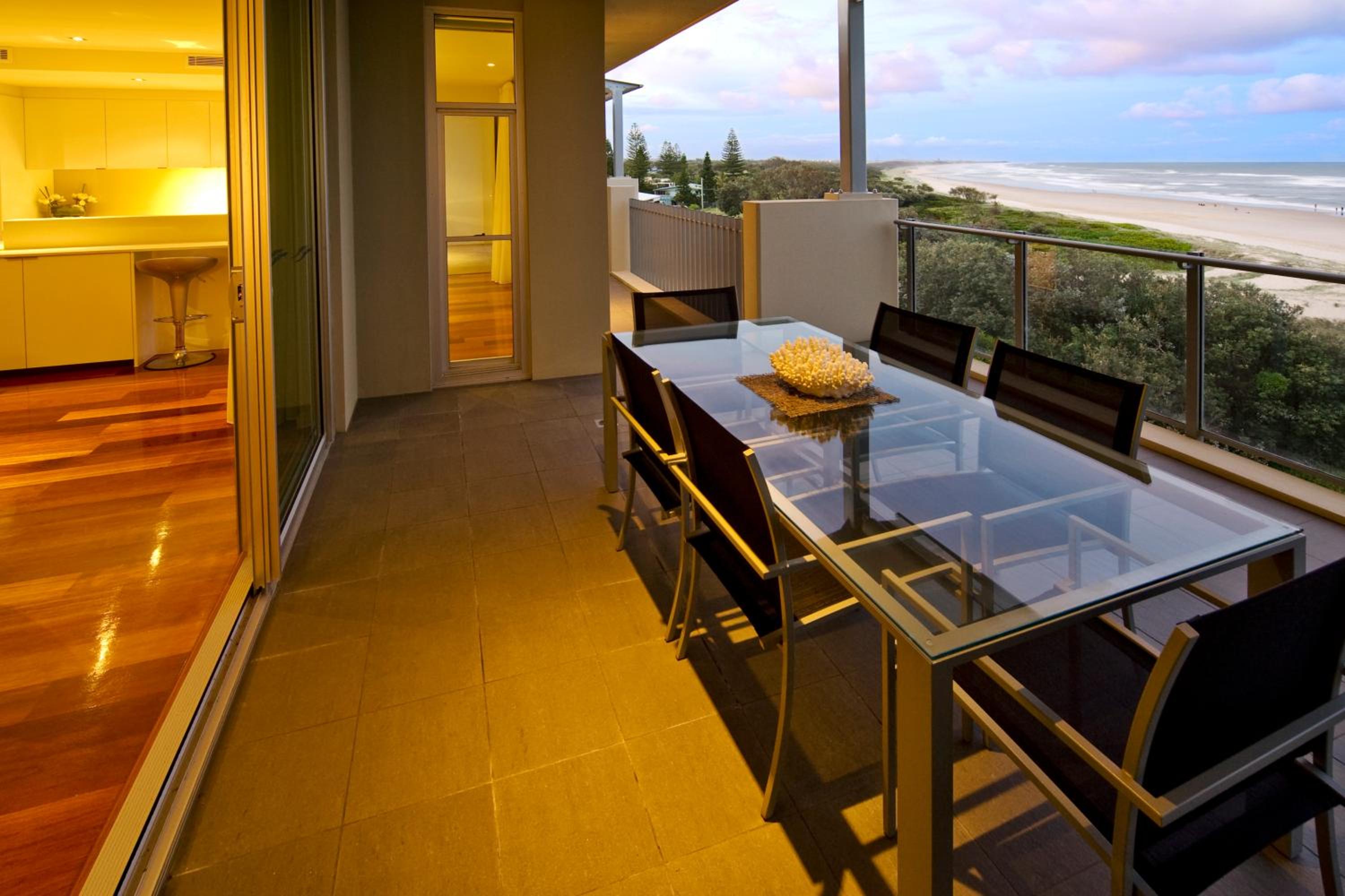 Three-Bedroom - Sub Penthouse  photo 3