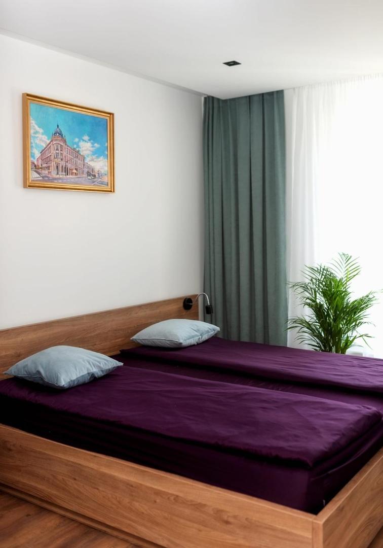 One-Bedroom Apartment - Photo 18