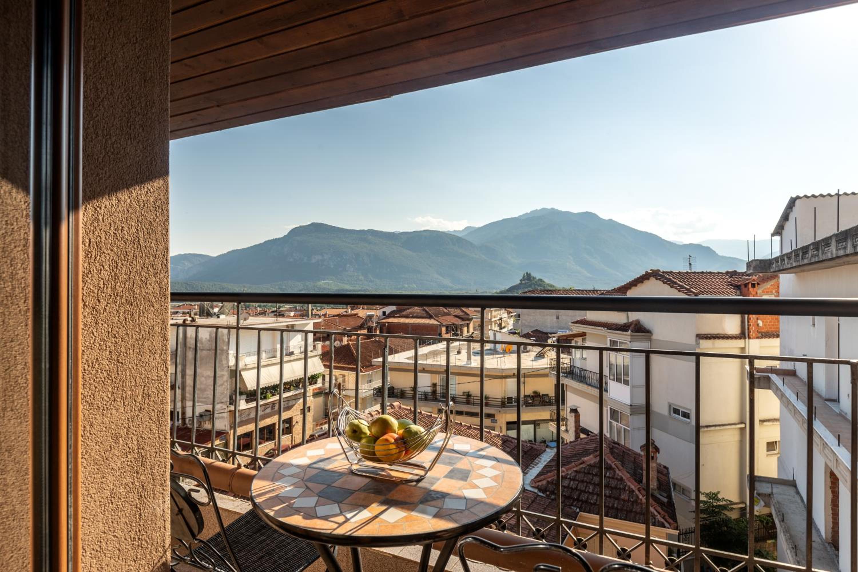Triple Room with Partial Meteora View - Photo 2