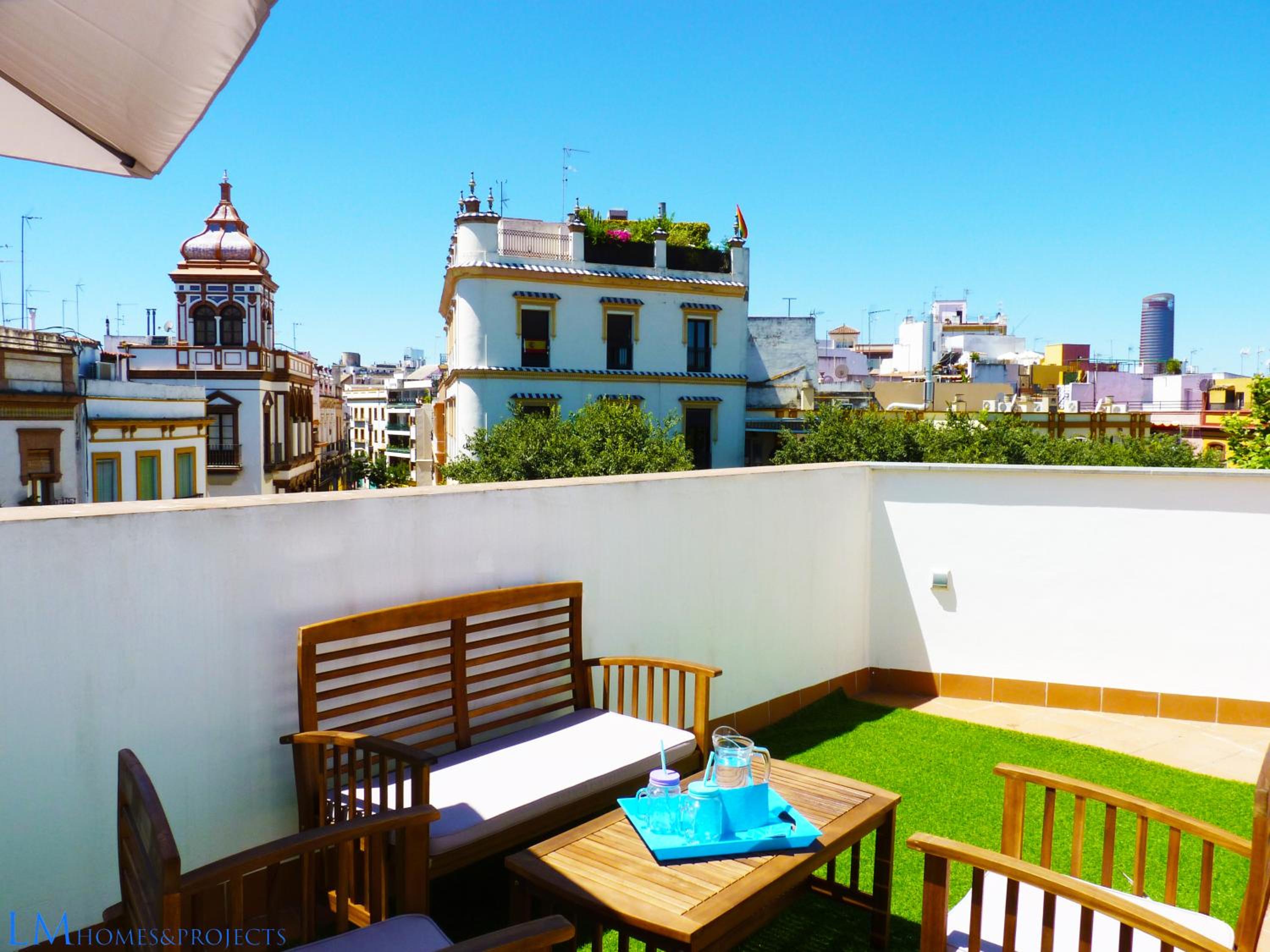 Two-Bedroom Apartment with Terrace - Photo 8