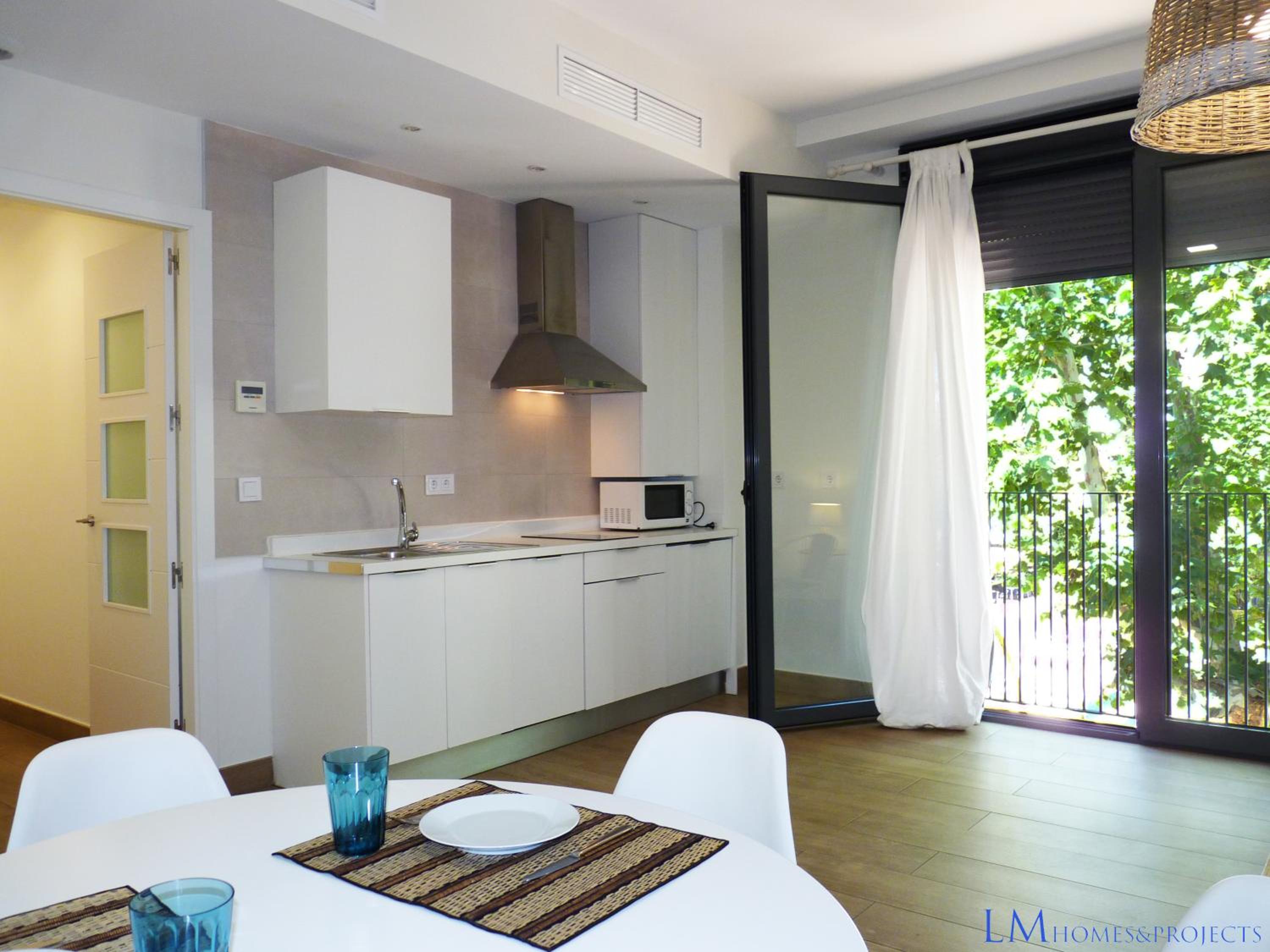 Two-Bedroom Apartment with Terrace - Photo 18