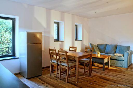 One-Bedroom House photo 3