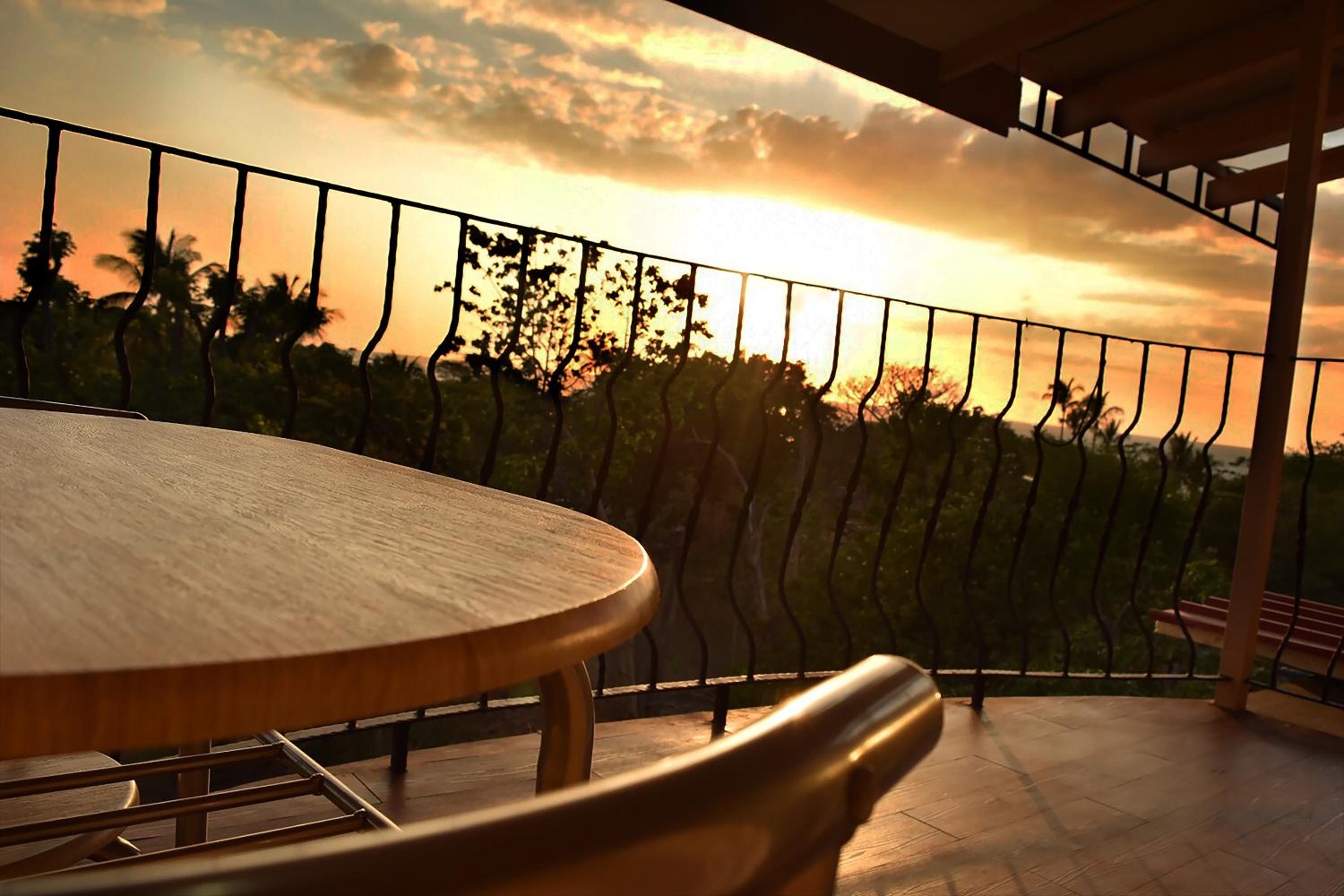 Balcony & Terrace