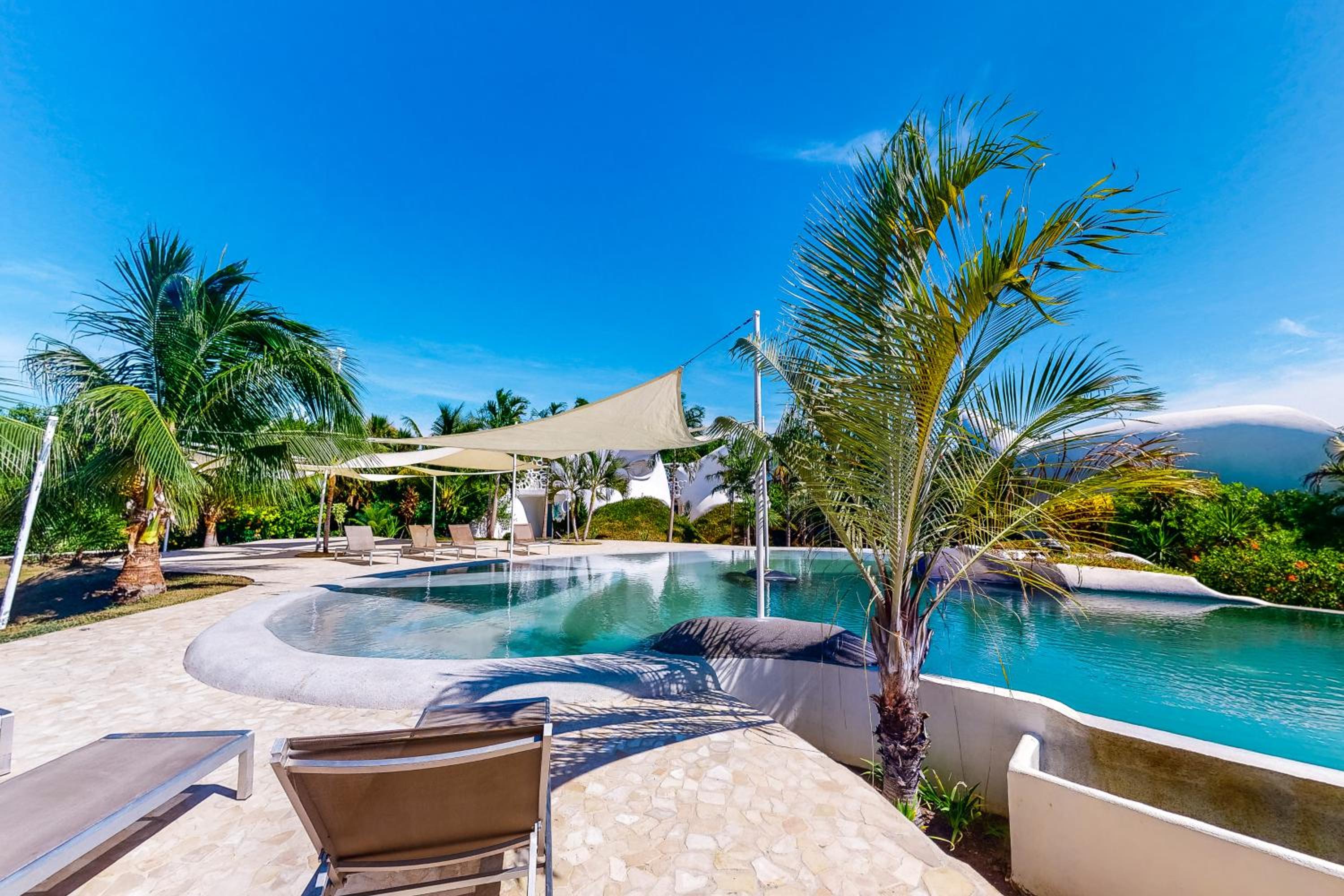 One-Bedroom Villa photo 2