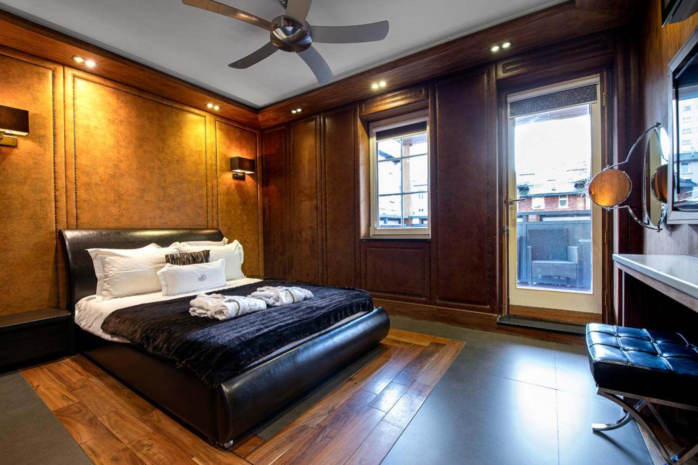 Two-Bedroom Apartment - Photo 9