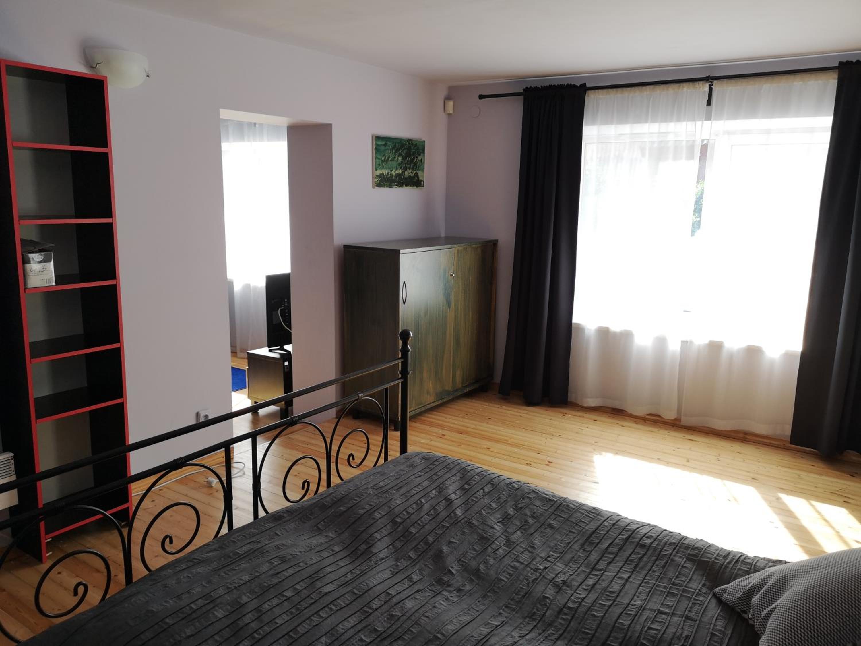 One-Bedroom Apartment - Photo 20