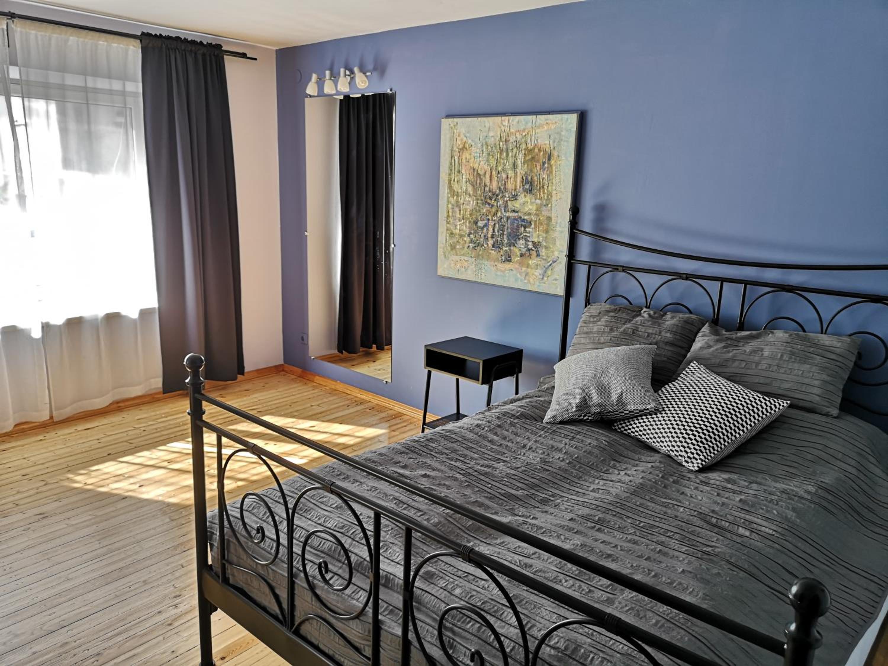 One-Bedroom Apartment - Photo 19