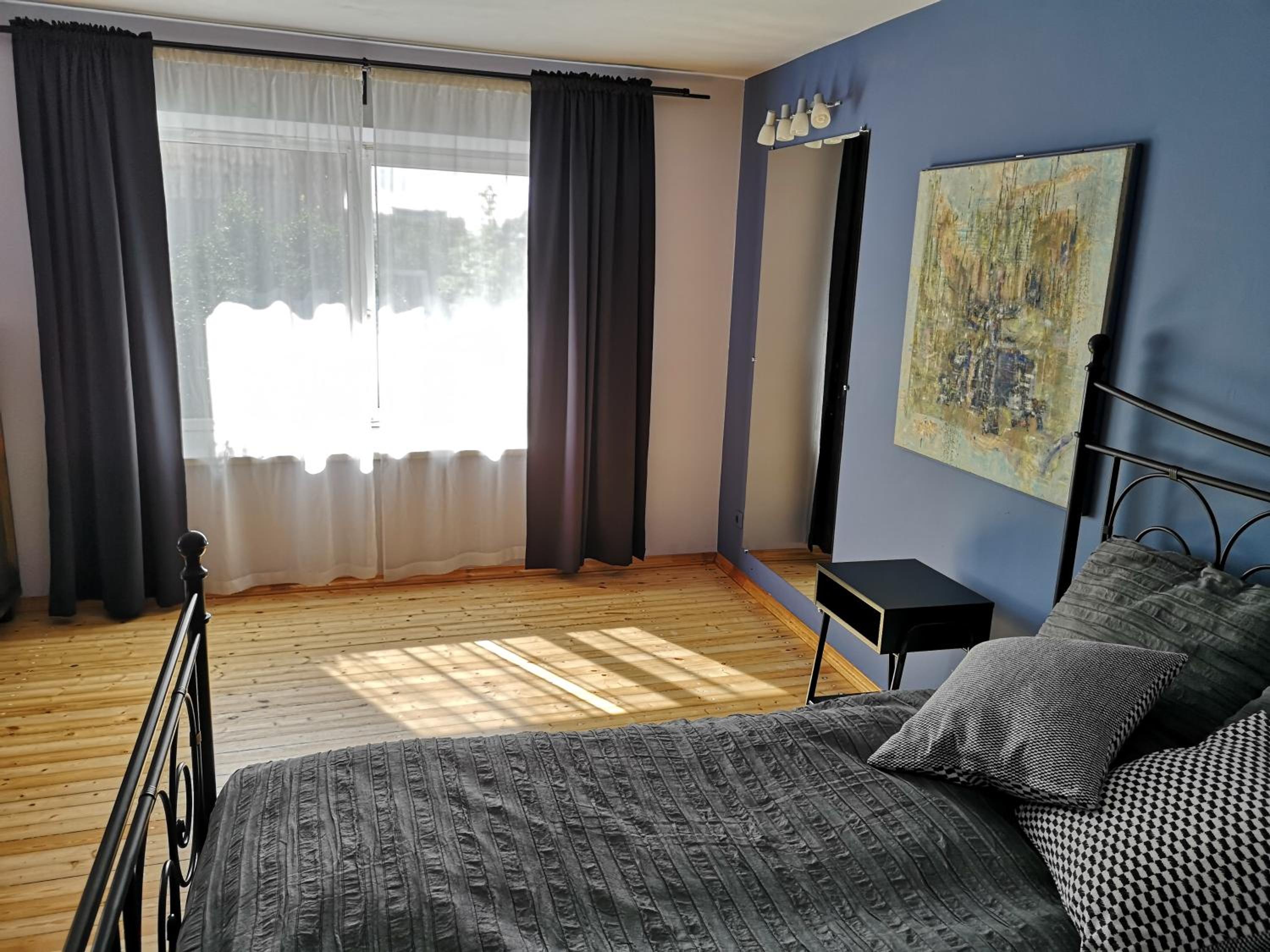 One-Bedroom Apartment - Photo 18