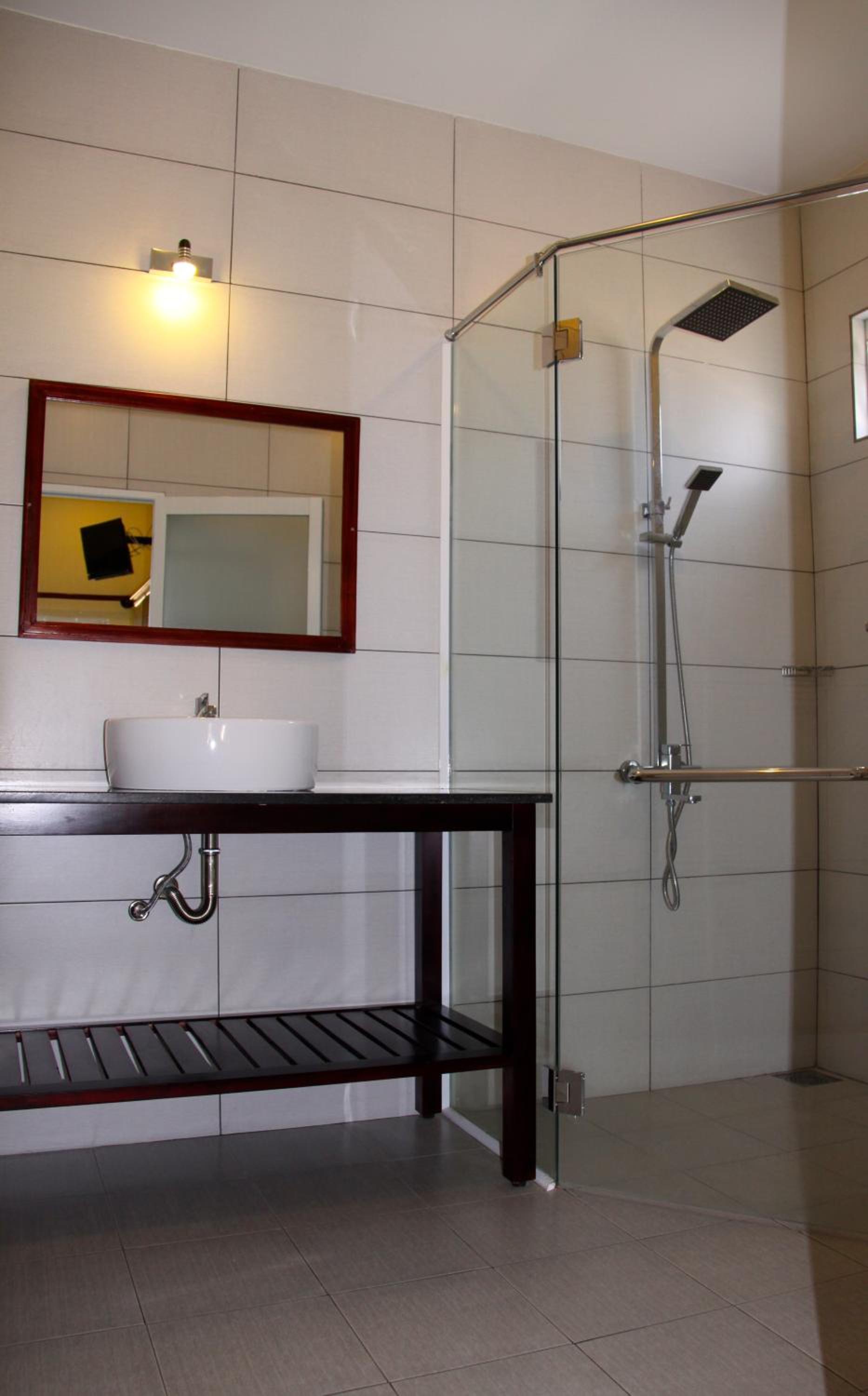 Deluxe Double Room with Pool View photo 3