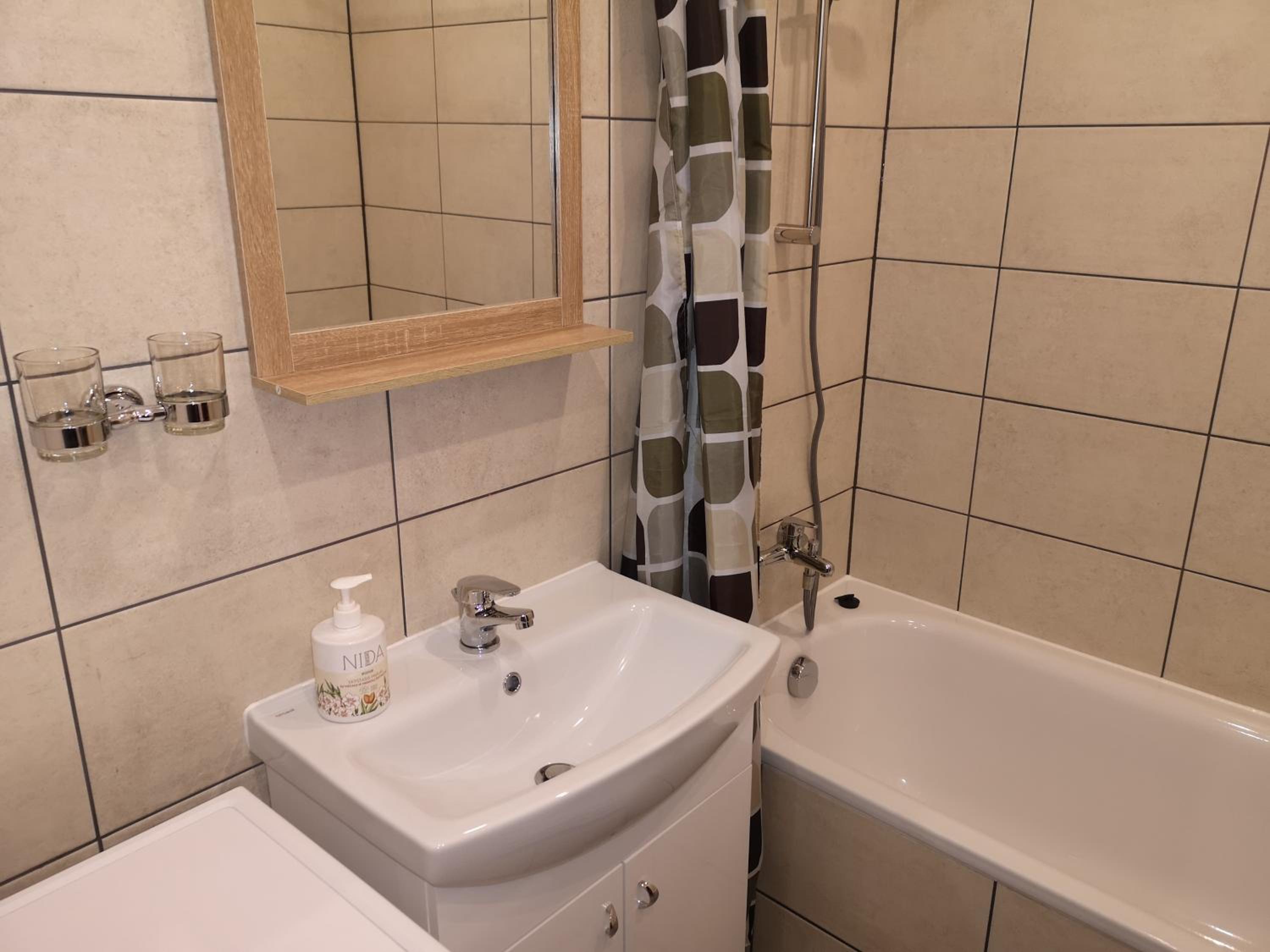 One-Bedroom Apartment - Photo 10