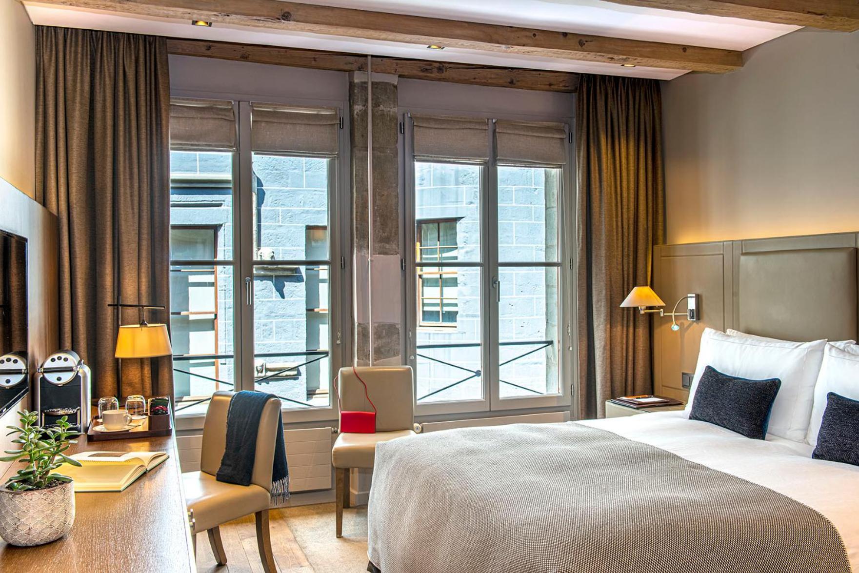 Deluxe Room - Photo 6