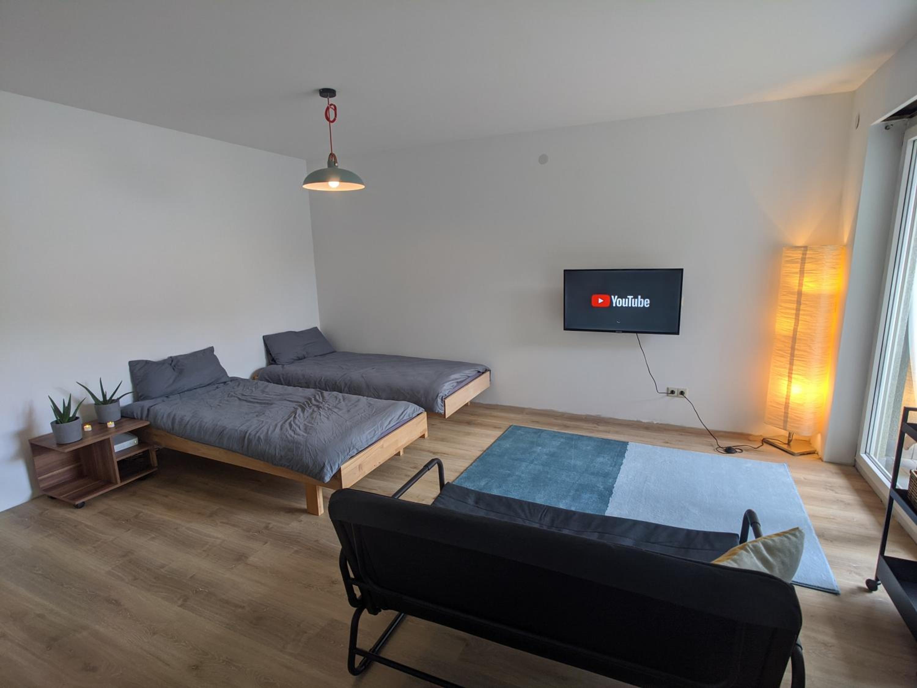 One-Bedroom Apartment photo 2