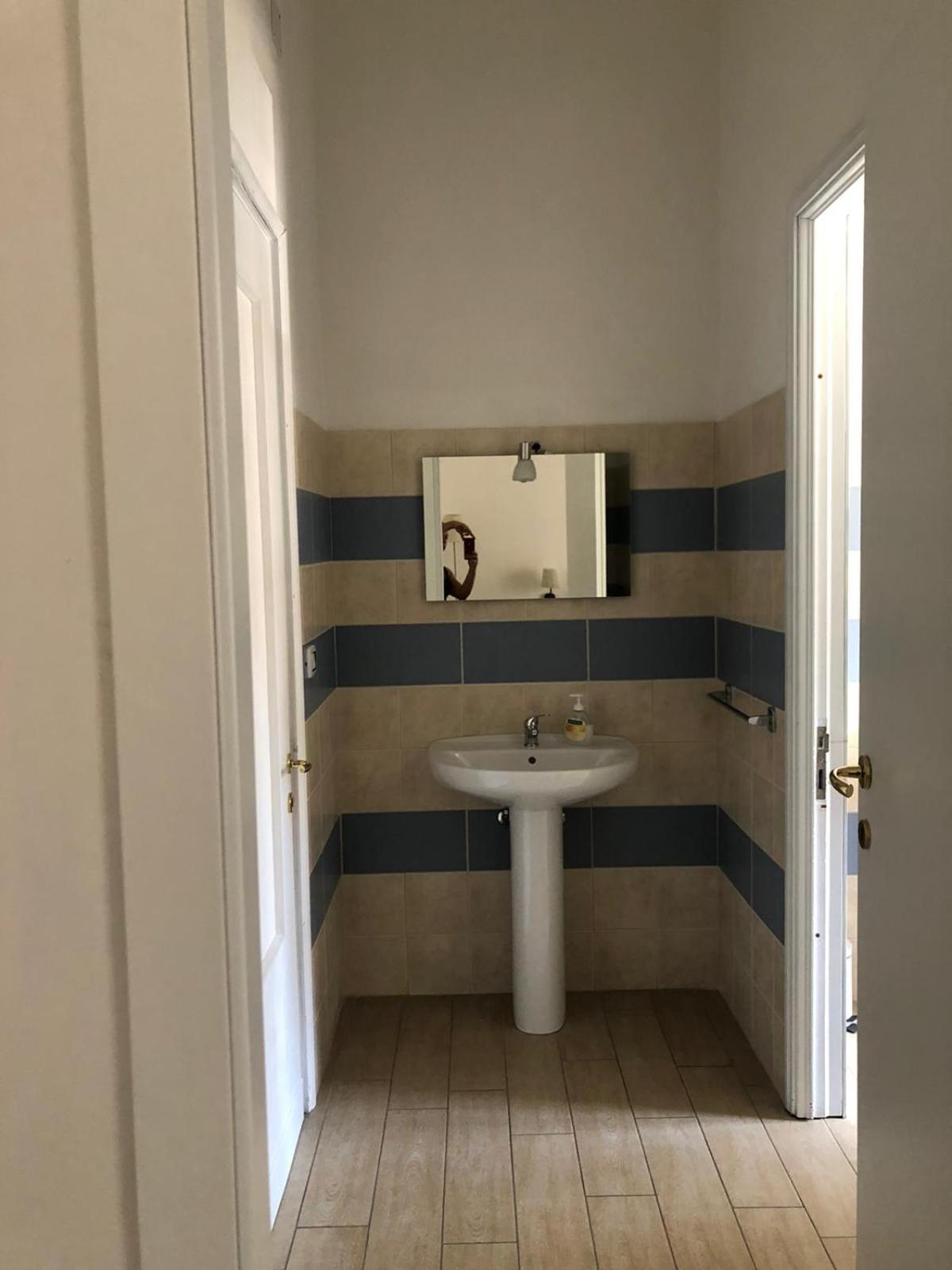 Double or Twin Room - Photo 2