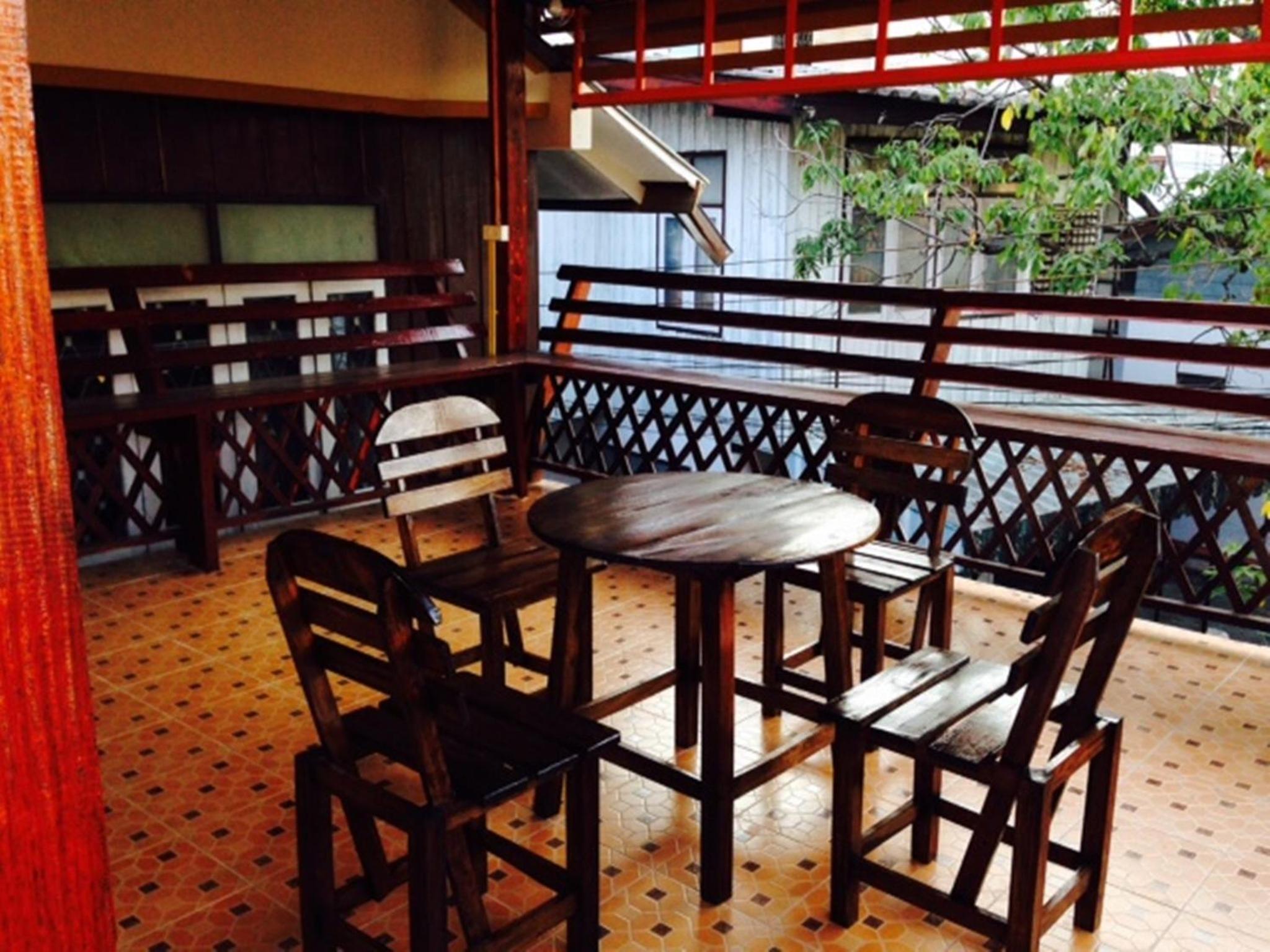 Standard Double Room - Photo 11