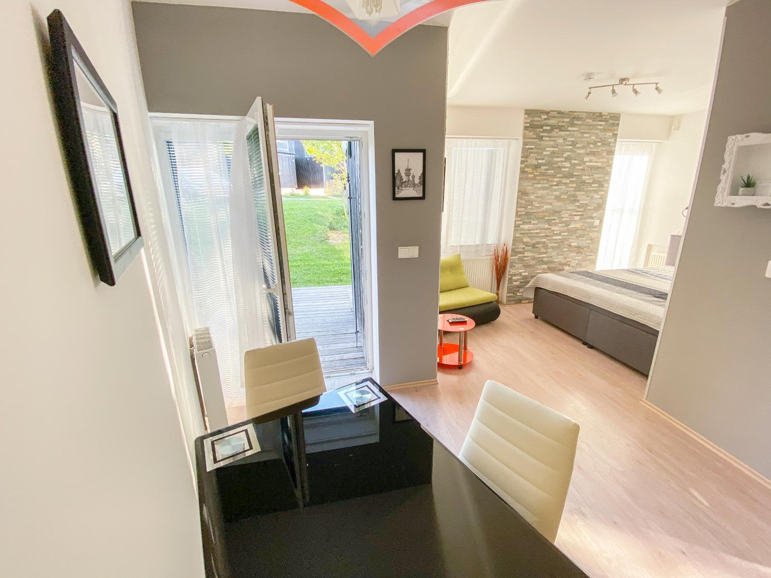 Studio Apartment photo 1