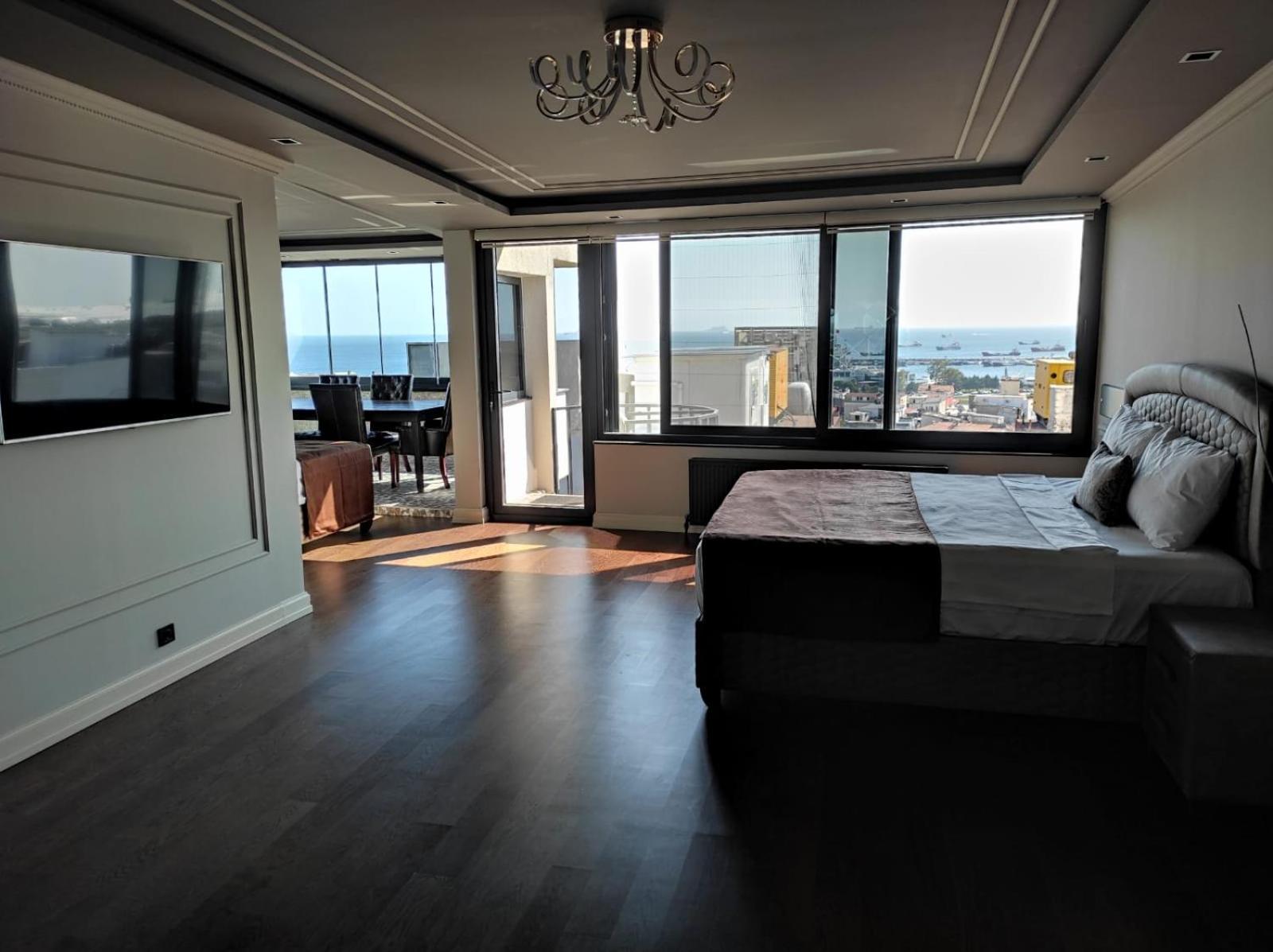Superior Triple Room with Sea View photo 2