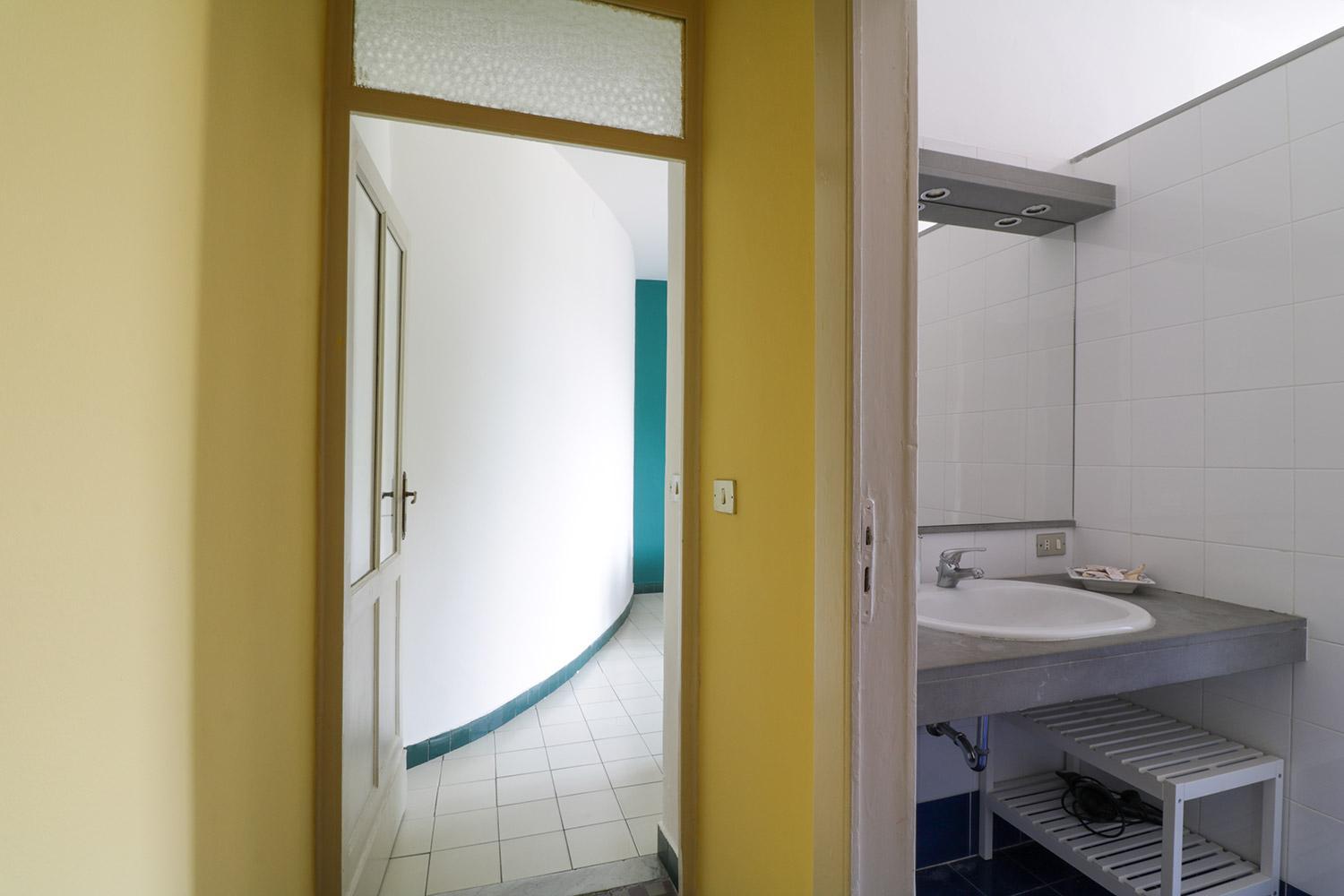 Three-Bedroom Apartment - Photo 21