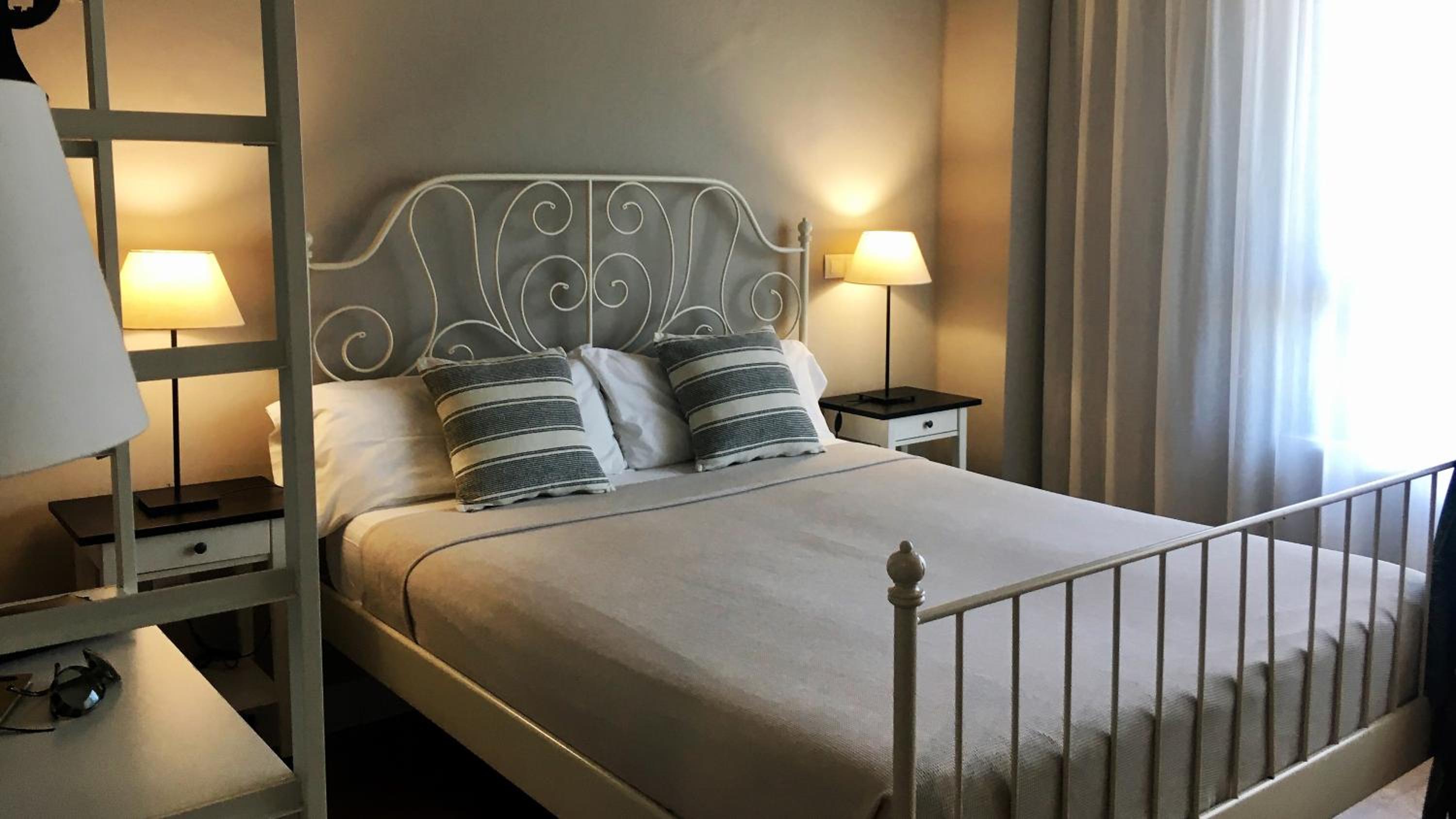 Superior Double Room with Views - Photo 79