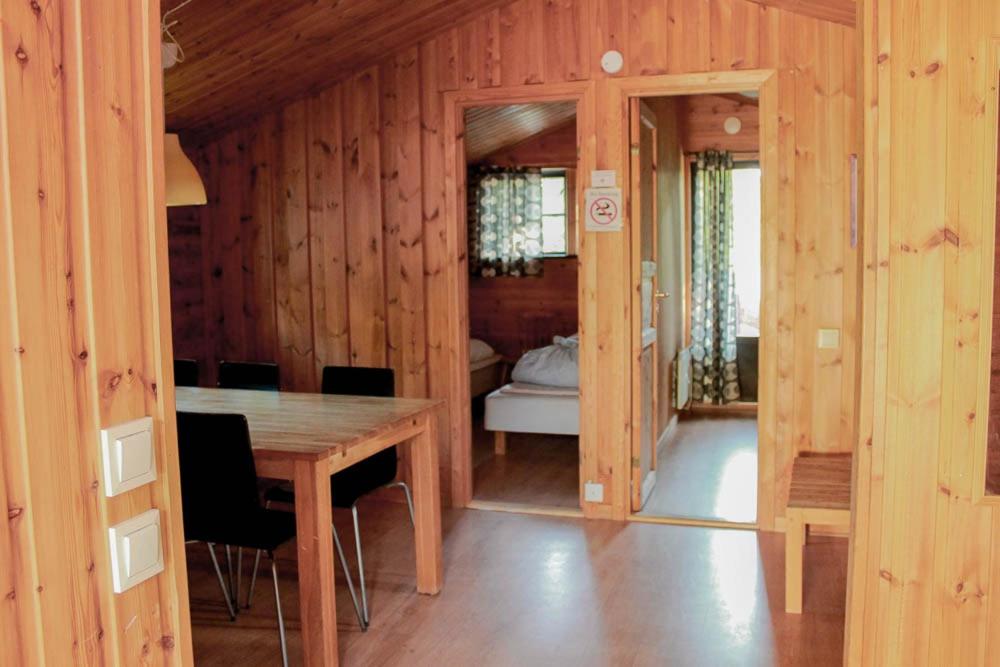 Three-Bedroom Cottage - Photo 5