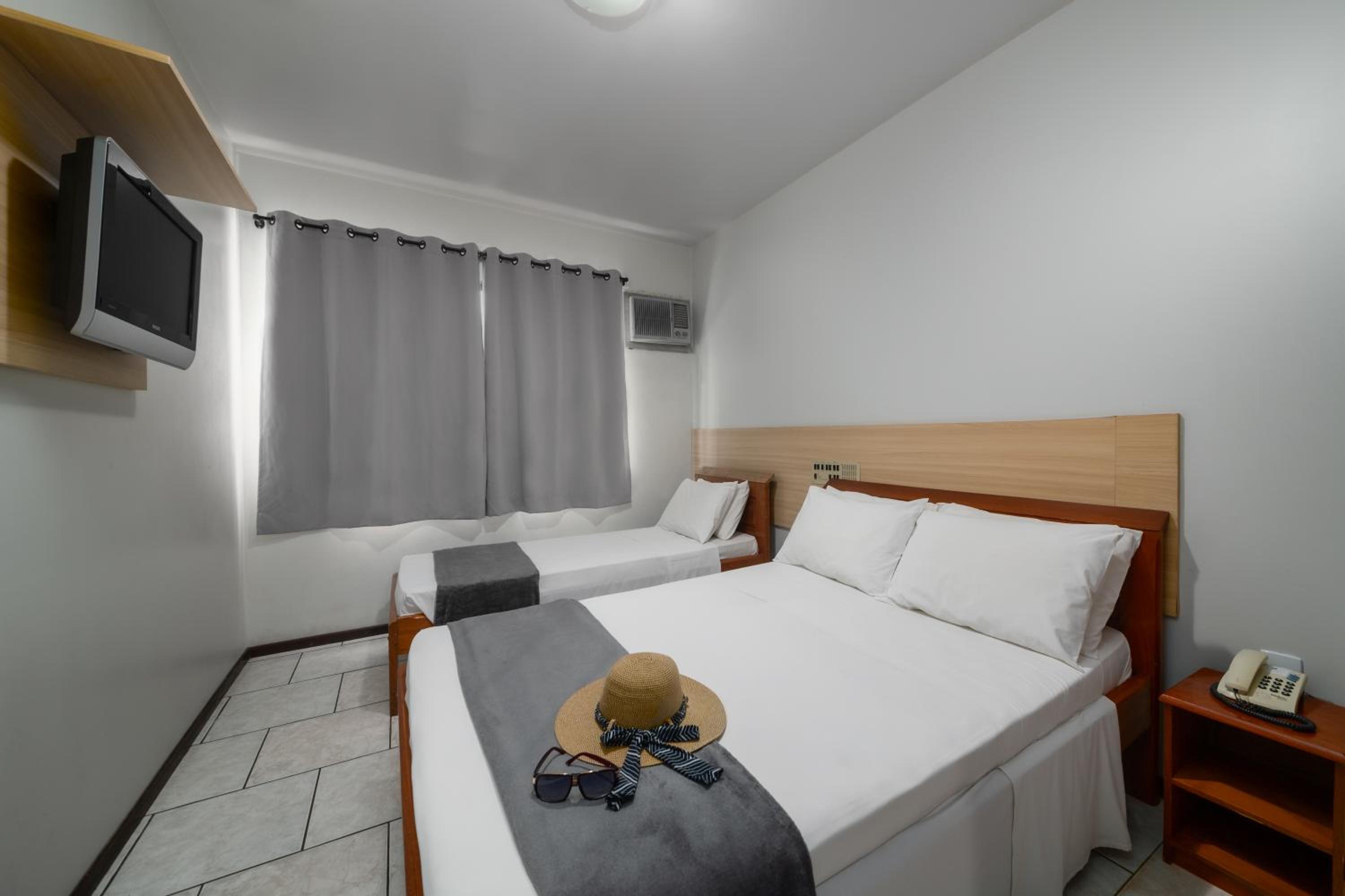 Standard Double Room photo 2