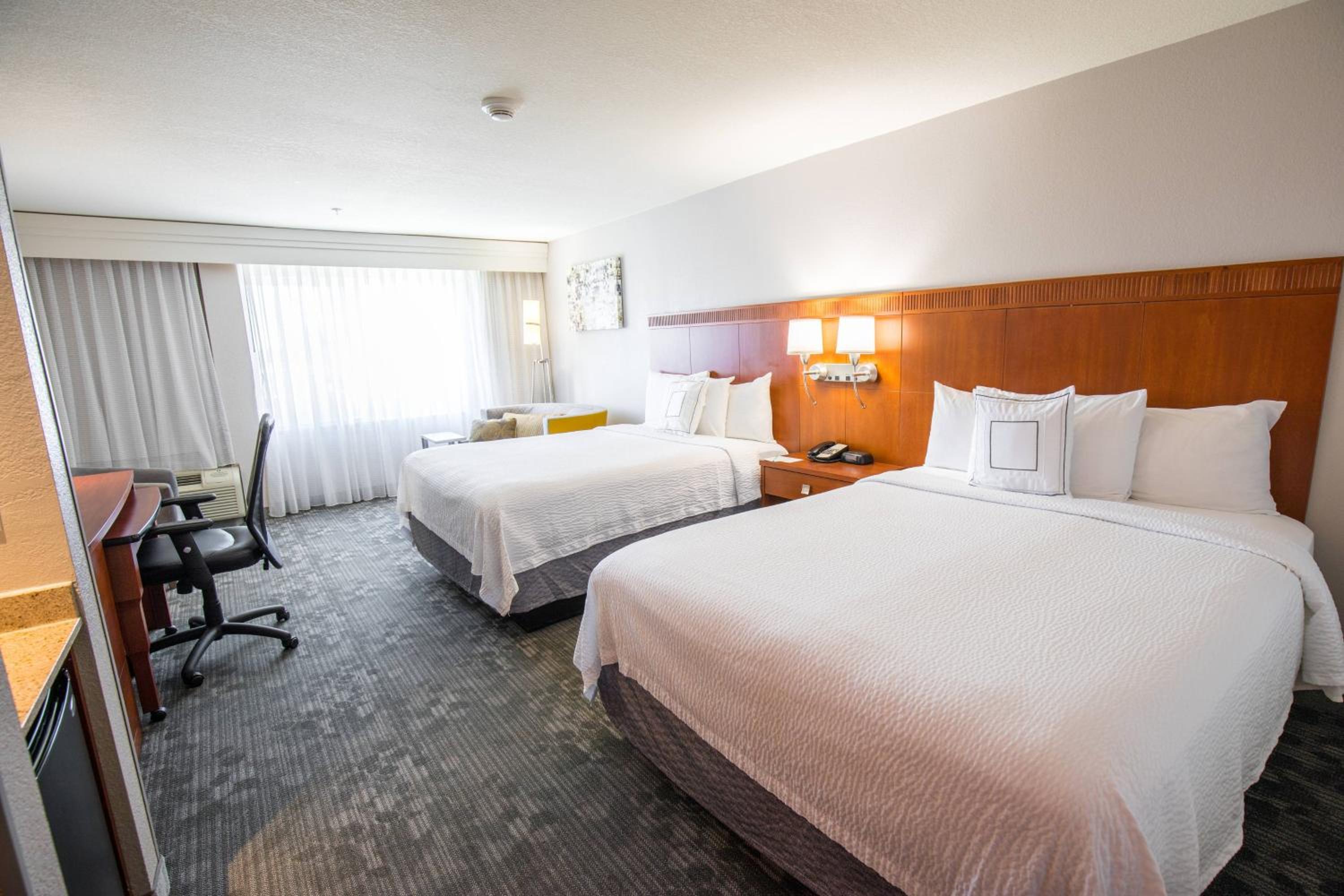 Queen Room with Two Queen Beds and Adapted Tub - Mobility and Hearing Accessible